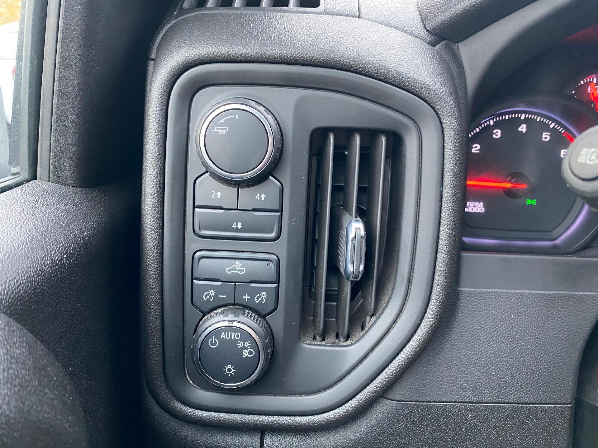 2025 Chevrolet Silverado 2500 HD Custom