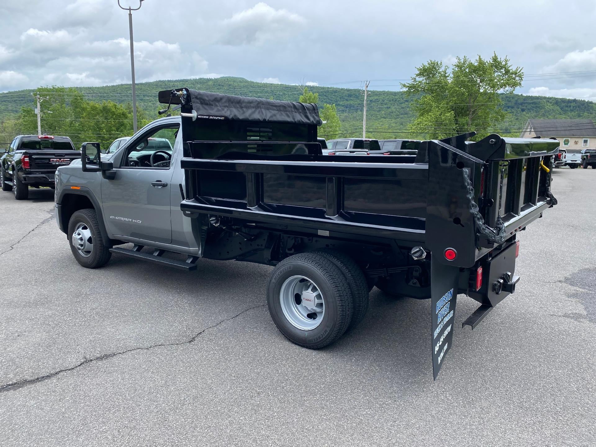 2026 GMC Sierra 3500 HD Chassis Cab Pro