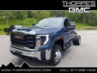2026 GMC Sierra 3500 HD Chassis Cab Pro