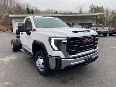 2026 GMC Sierra 3500 HD Chassis Cab Pro