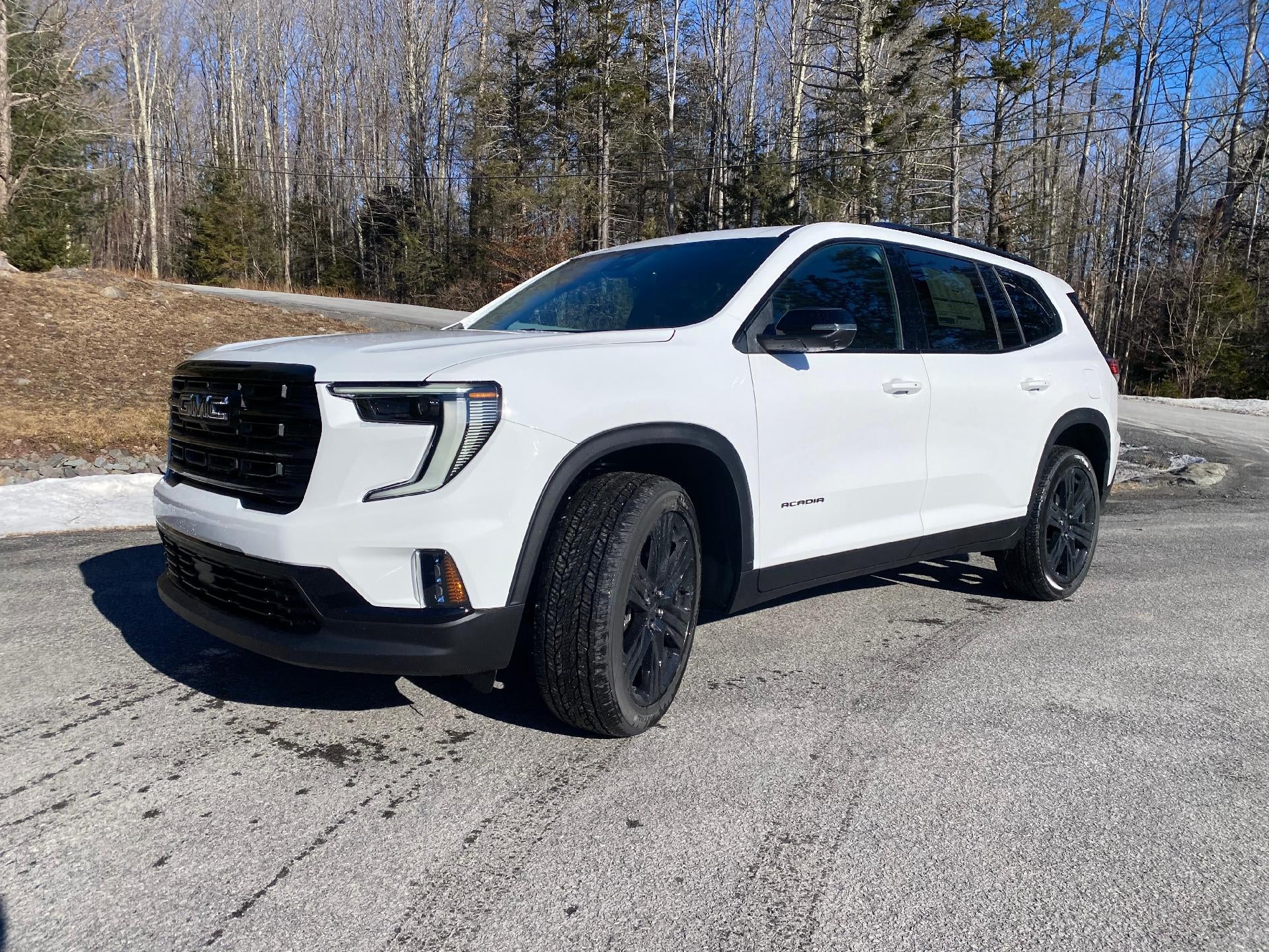 2026 GMC Acadia Elevation