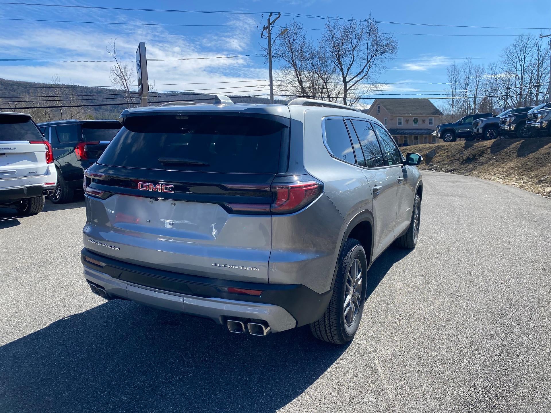 2026 GMC Acadia Elevation