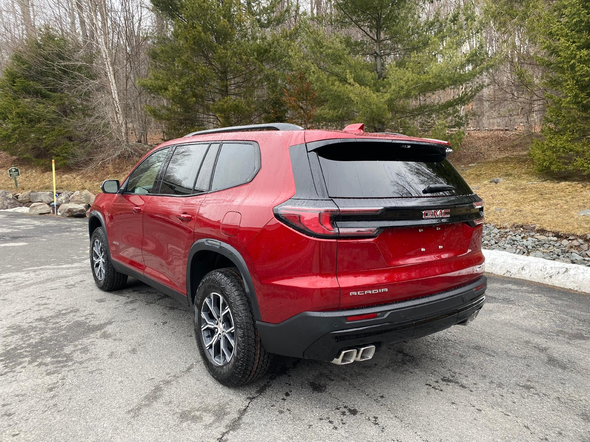 2026 GMC Acadia AT4