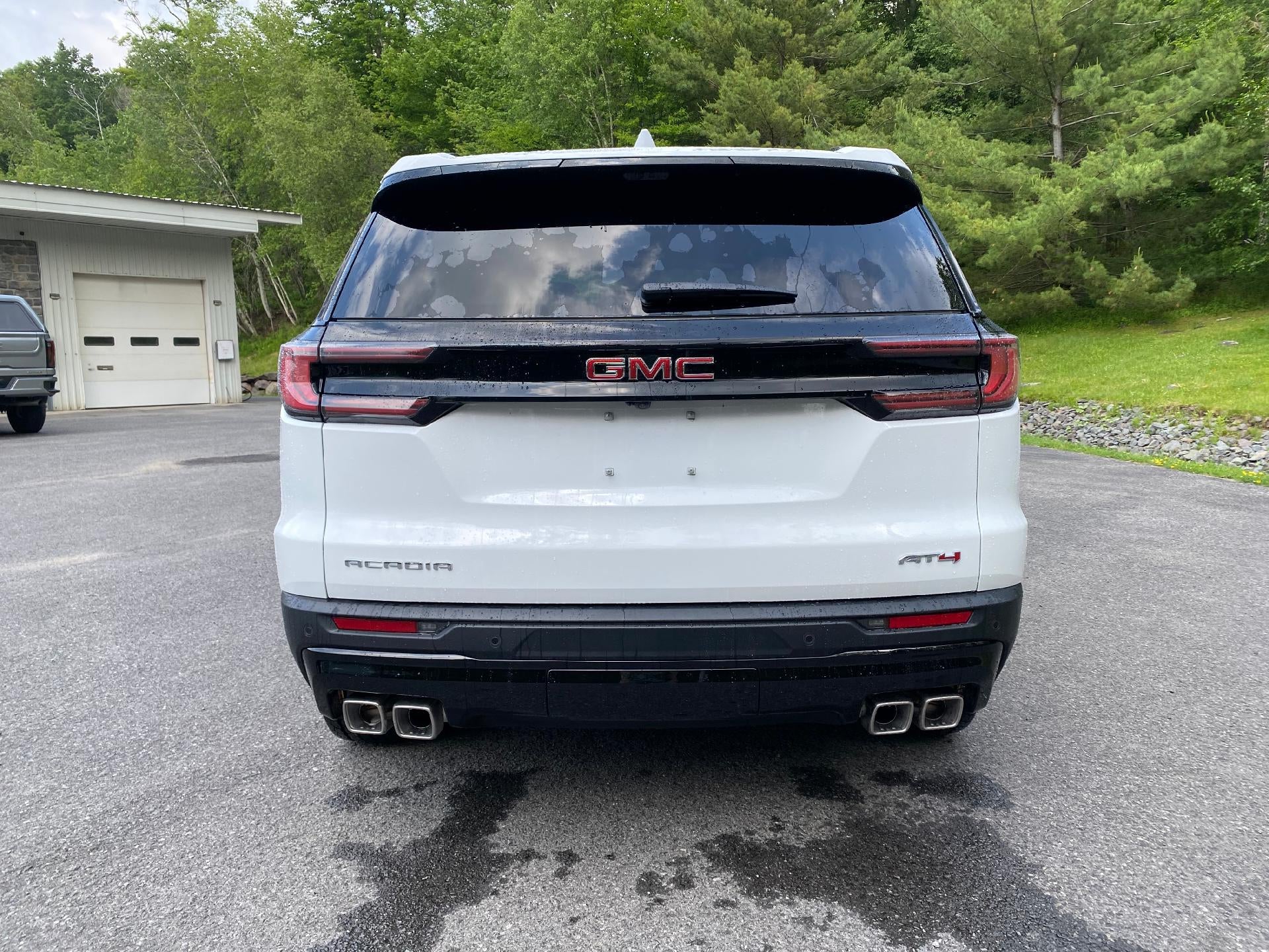 2026 GMC Acadia AT4