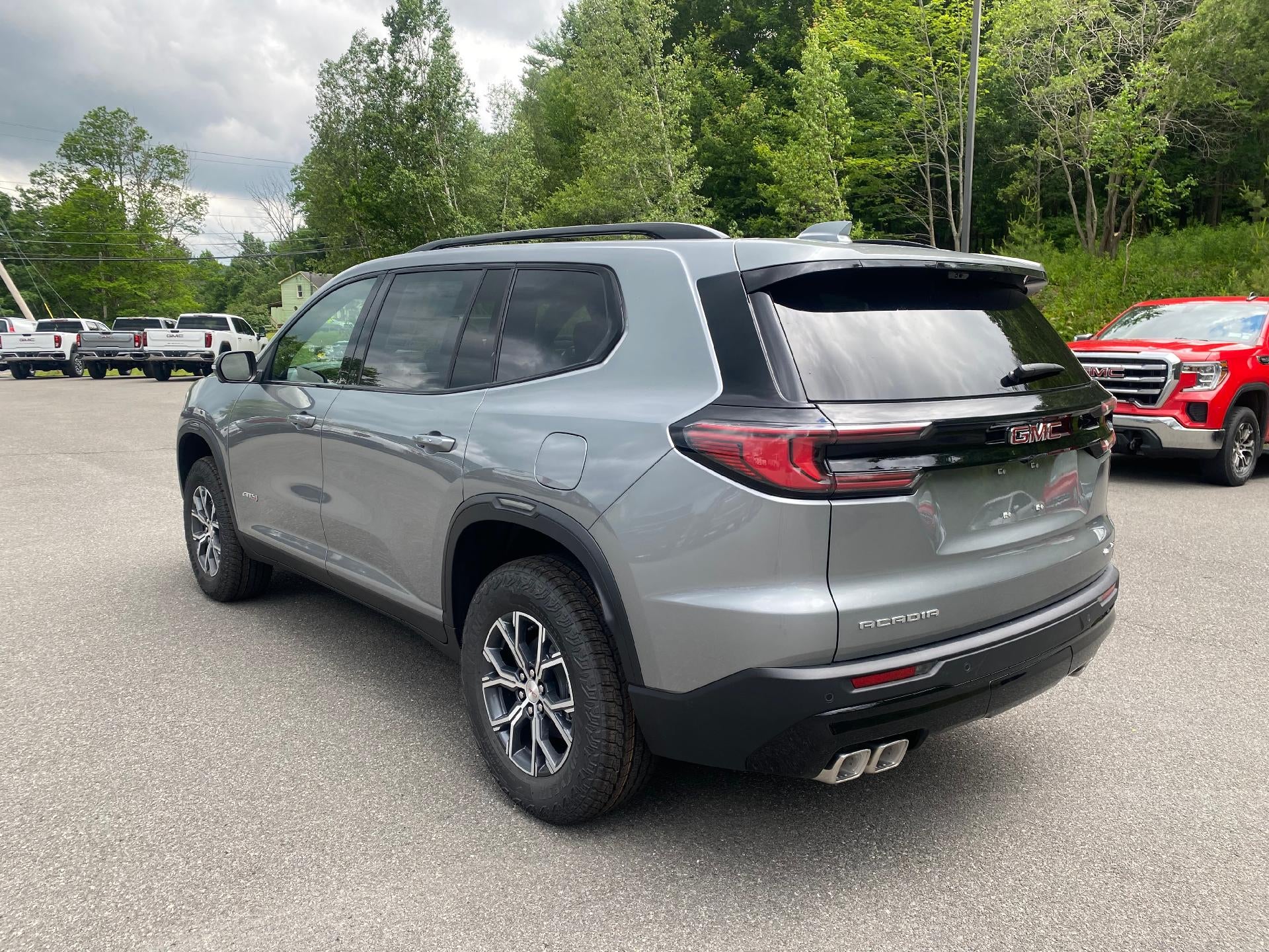 2026 GMC Acadia AT4