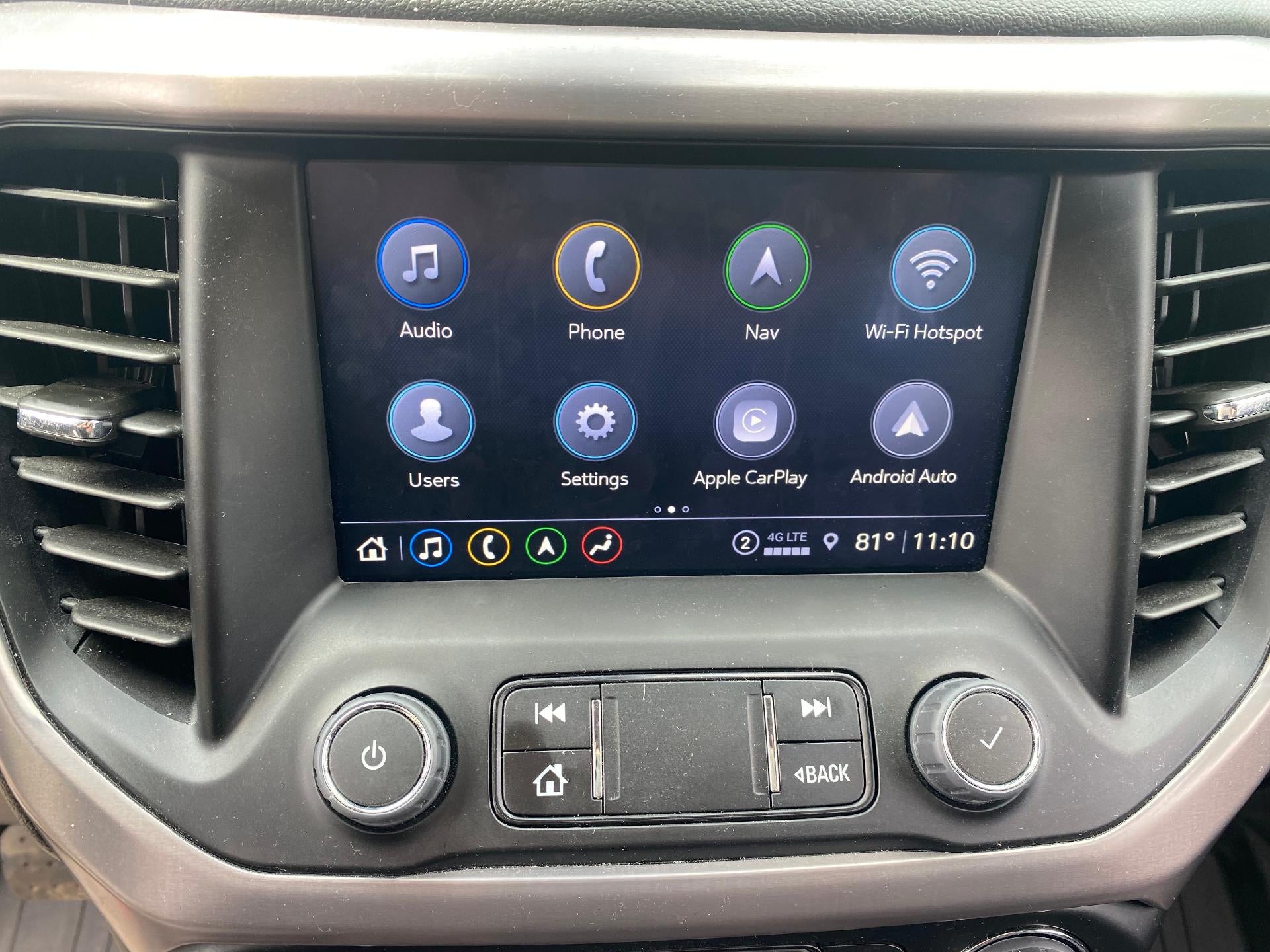 2023 GMC Acadia AT4
