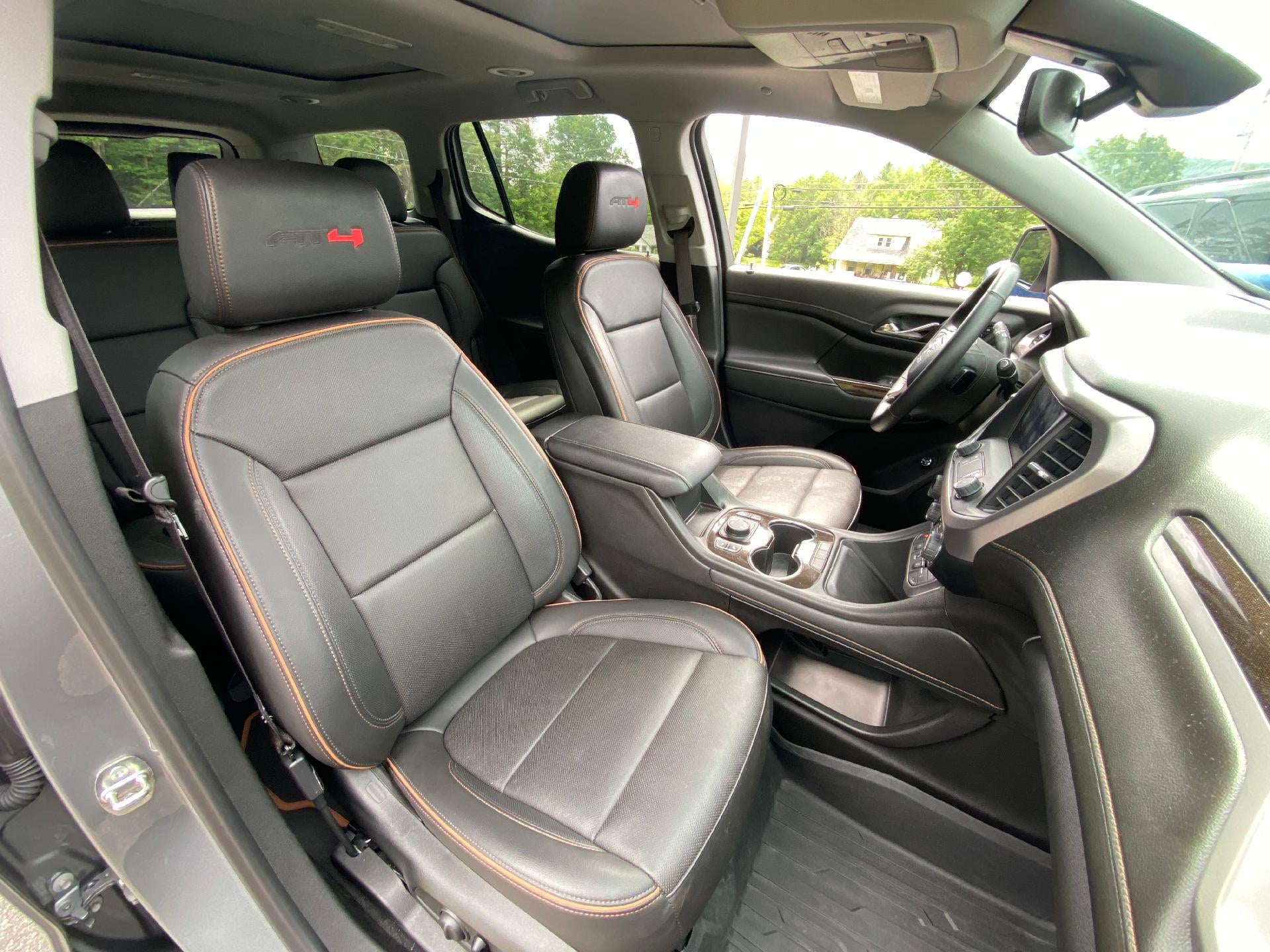2023 GMC Acadia AT4