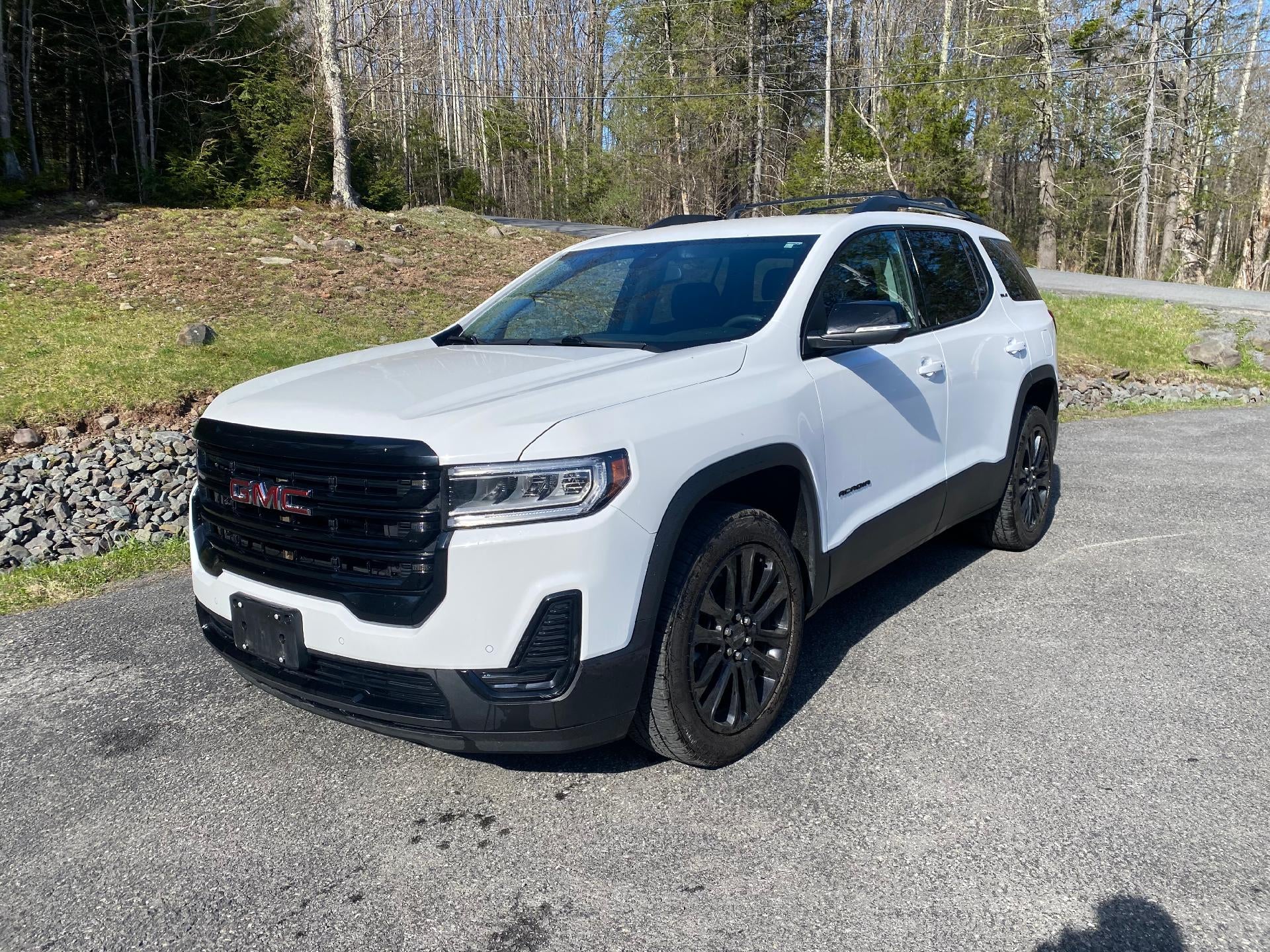 2022 GMC Acadia SLE