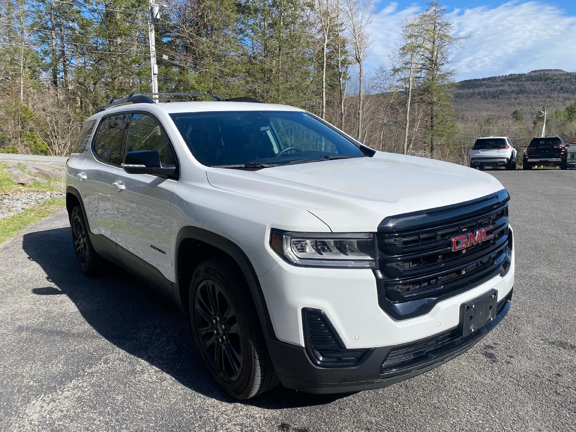 2022 GMC Acadia SLE