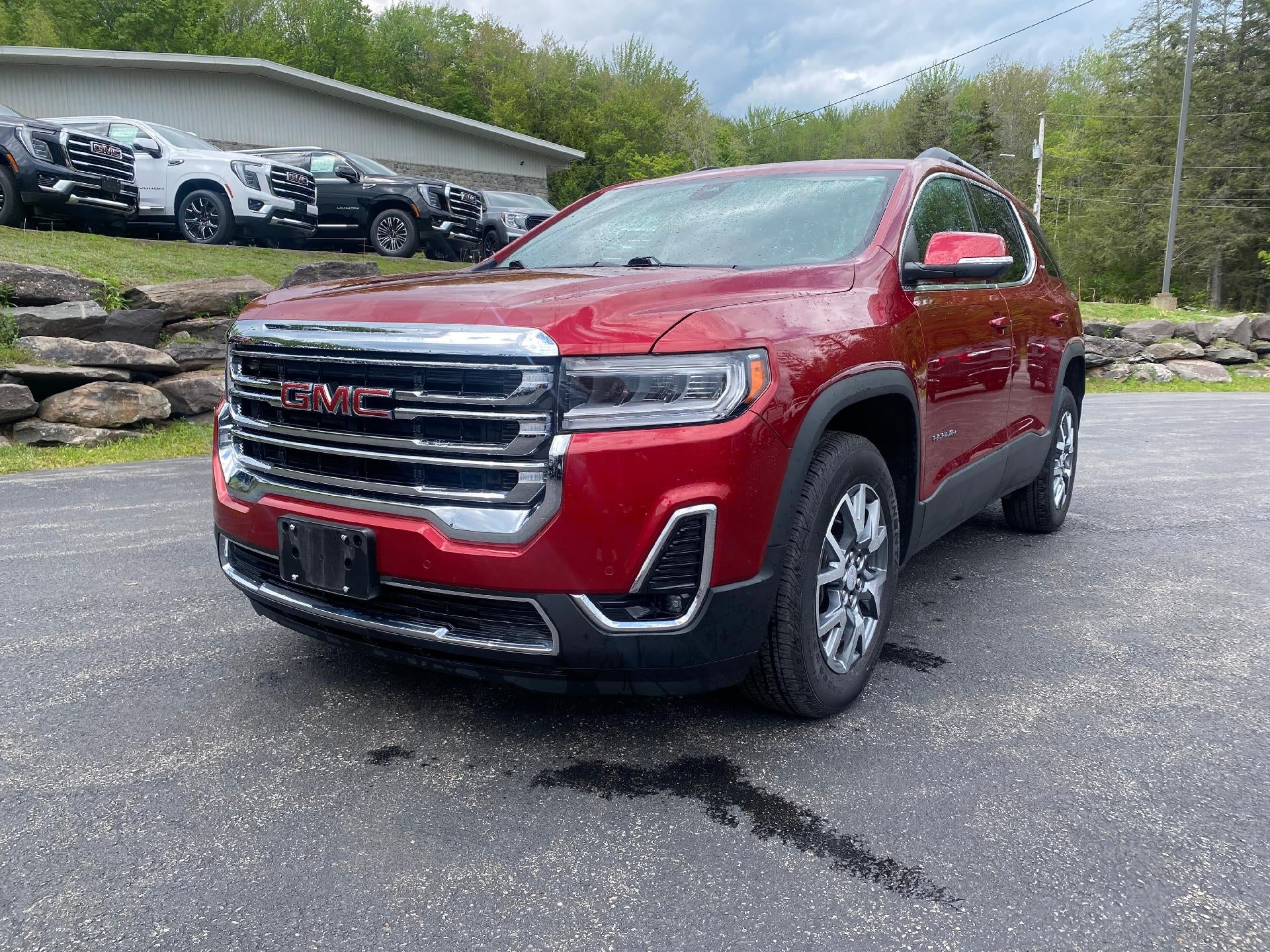 2023 GMC Acadia SLT