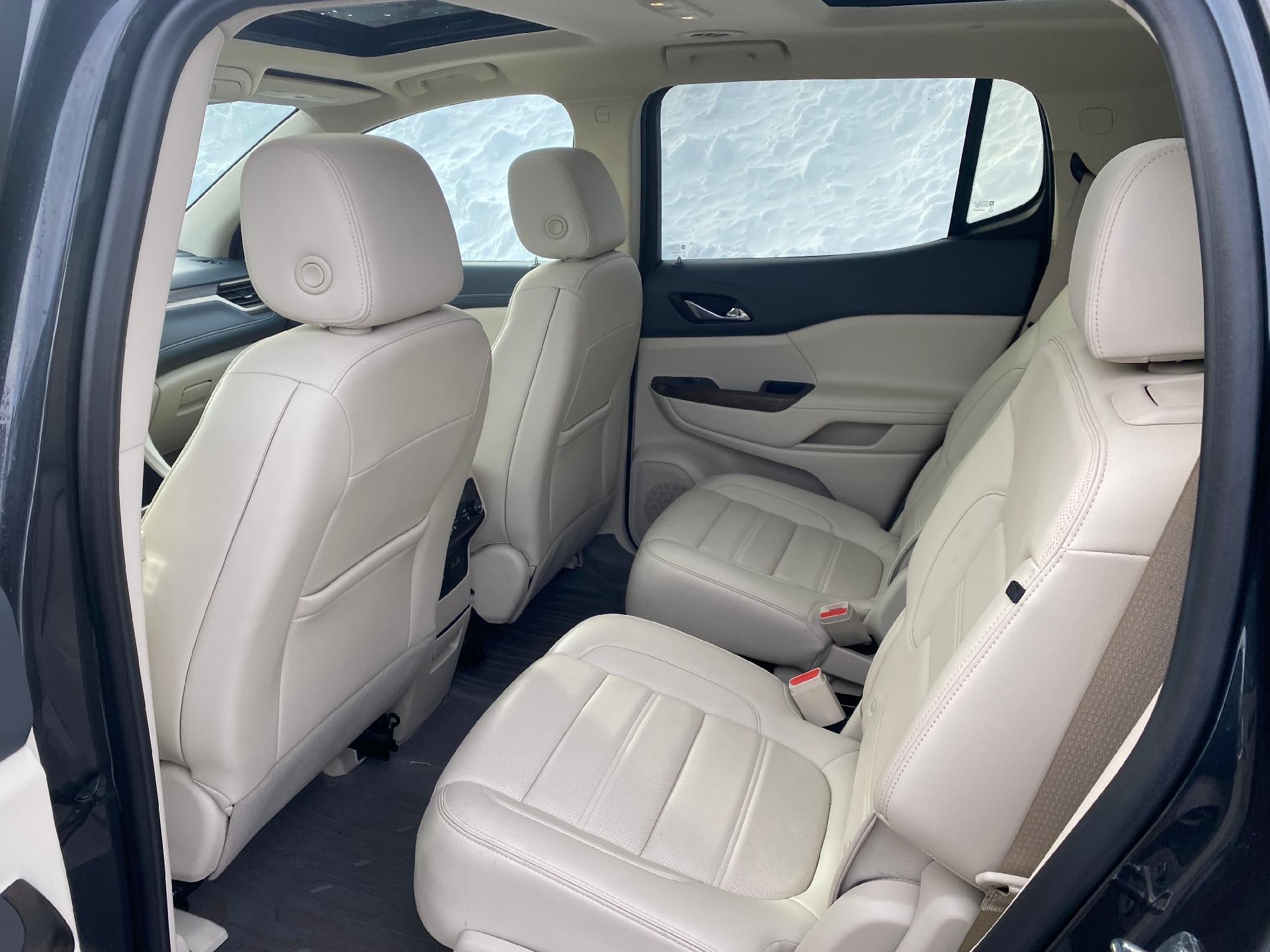 2022 GMC Acadia Denali