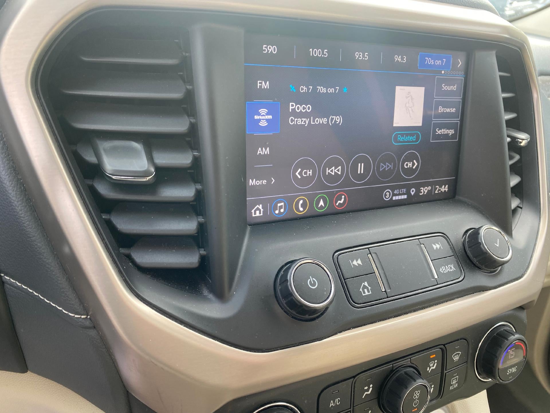 2022 GMC Acadia Denali