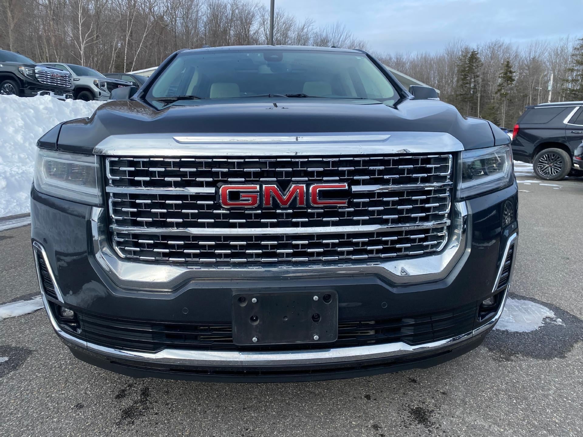 2022 GMC Acadia Denali