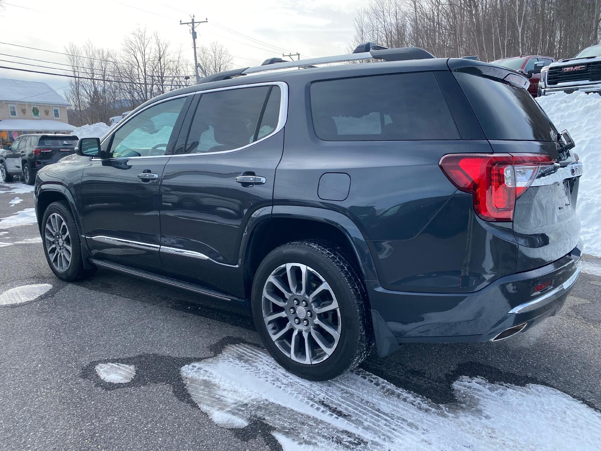 2022 GMC Acadia Denali