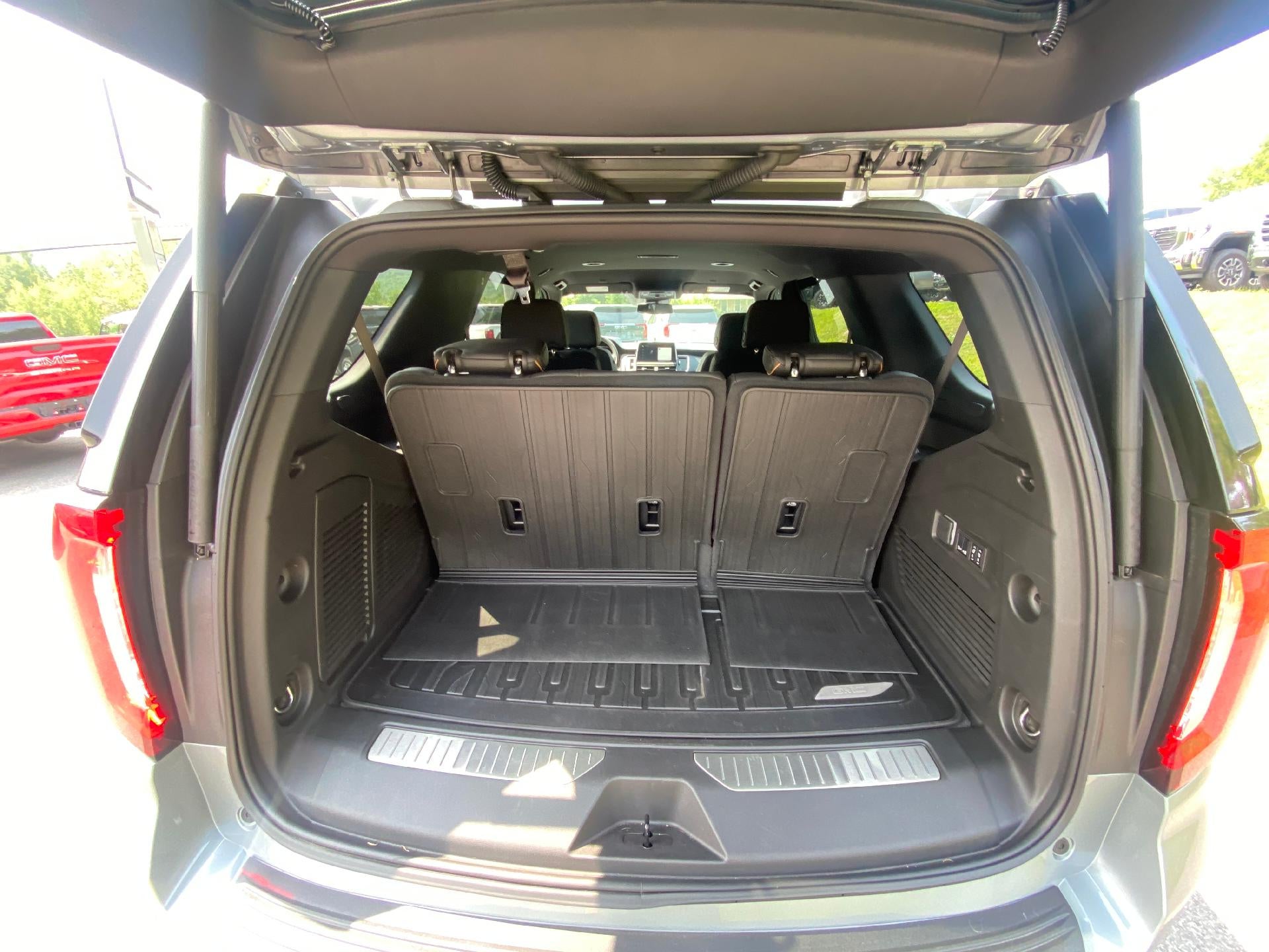 2024 GMC Yukon AT4