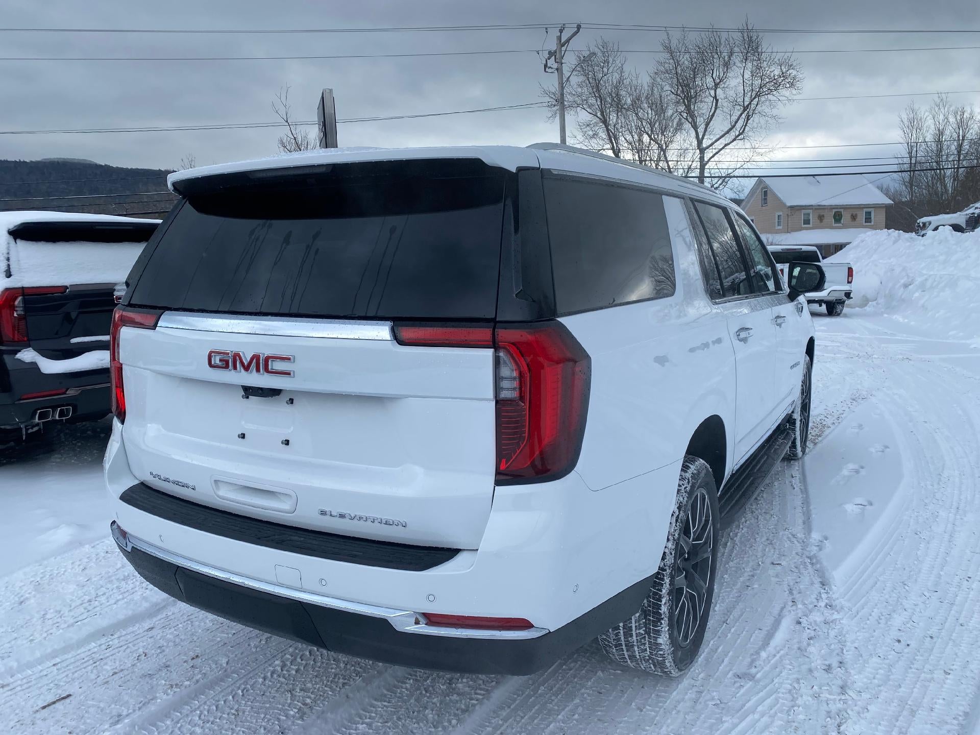 2026 GMC Yukon XL Elevation