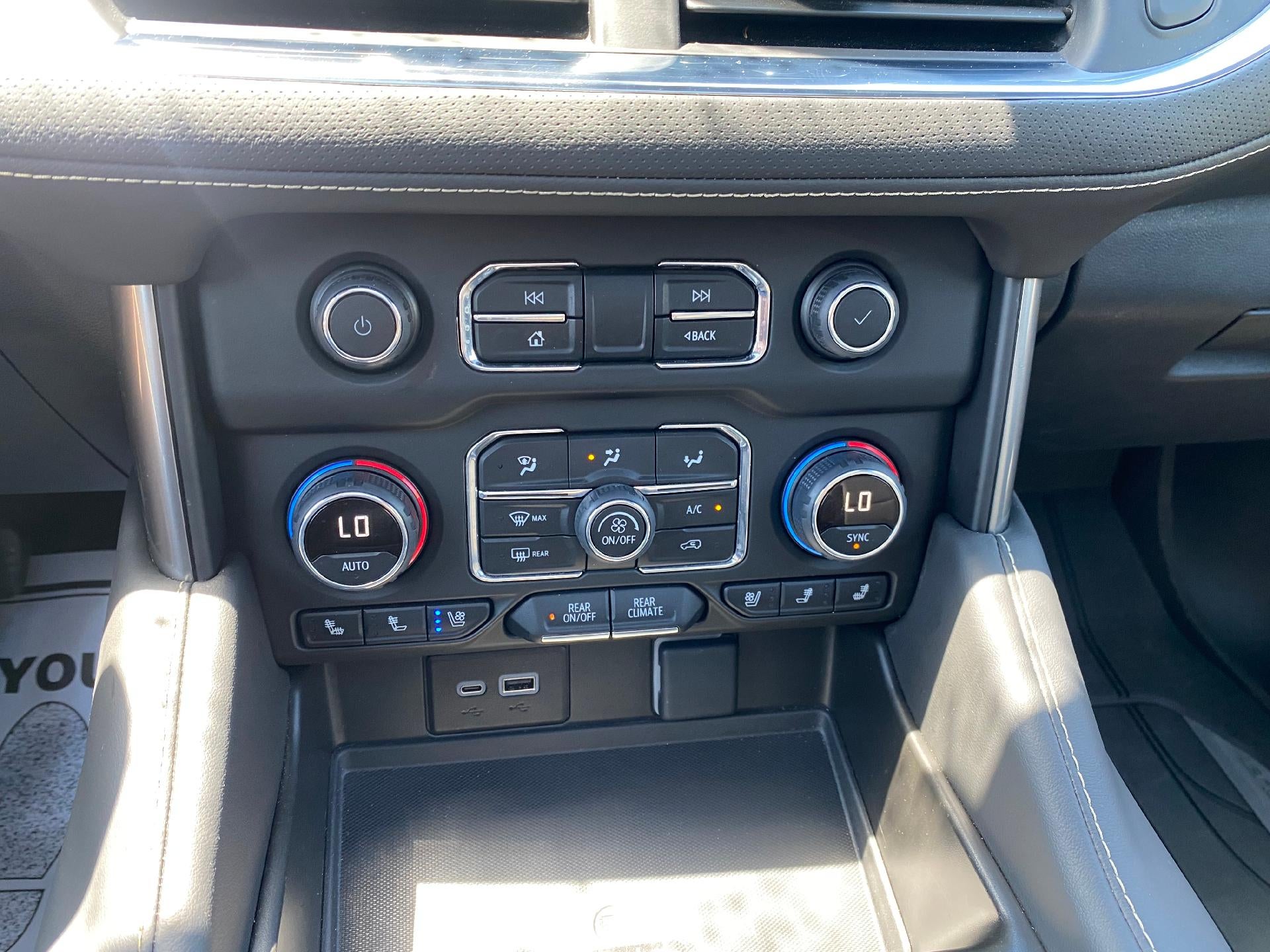 2024 Chevrolet Suburban Premier