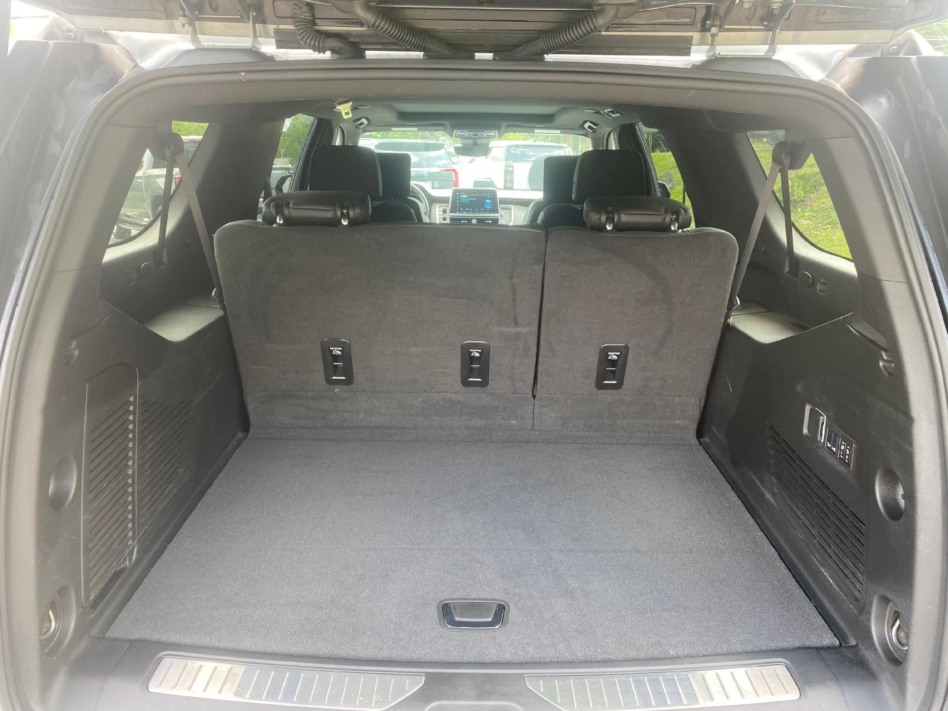 2024 Chevrolet Suburban High Country