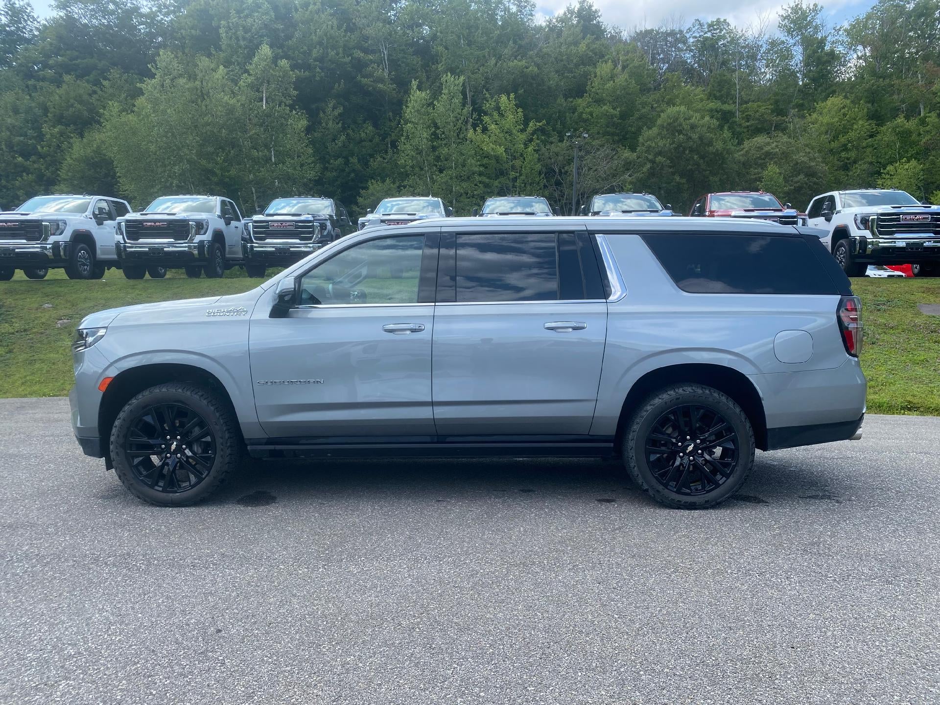 2024 Chevrolet Suburban High Country