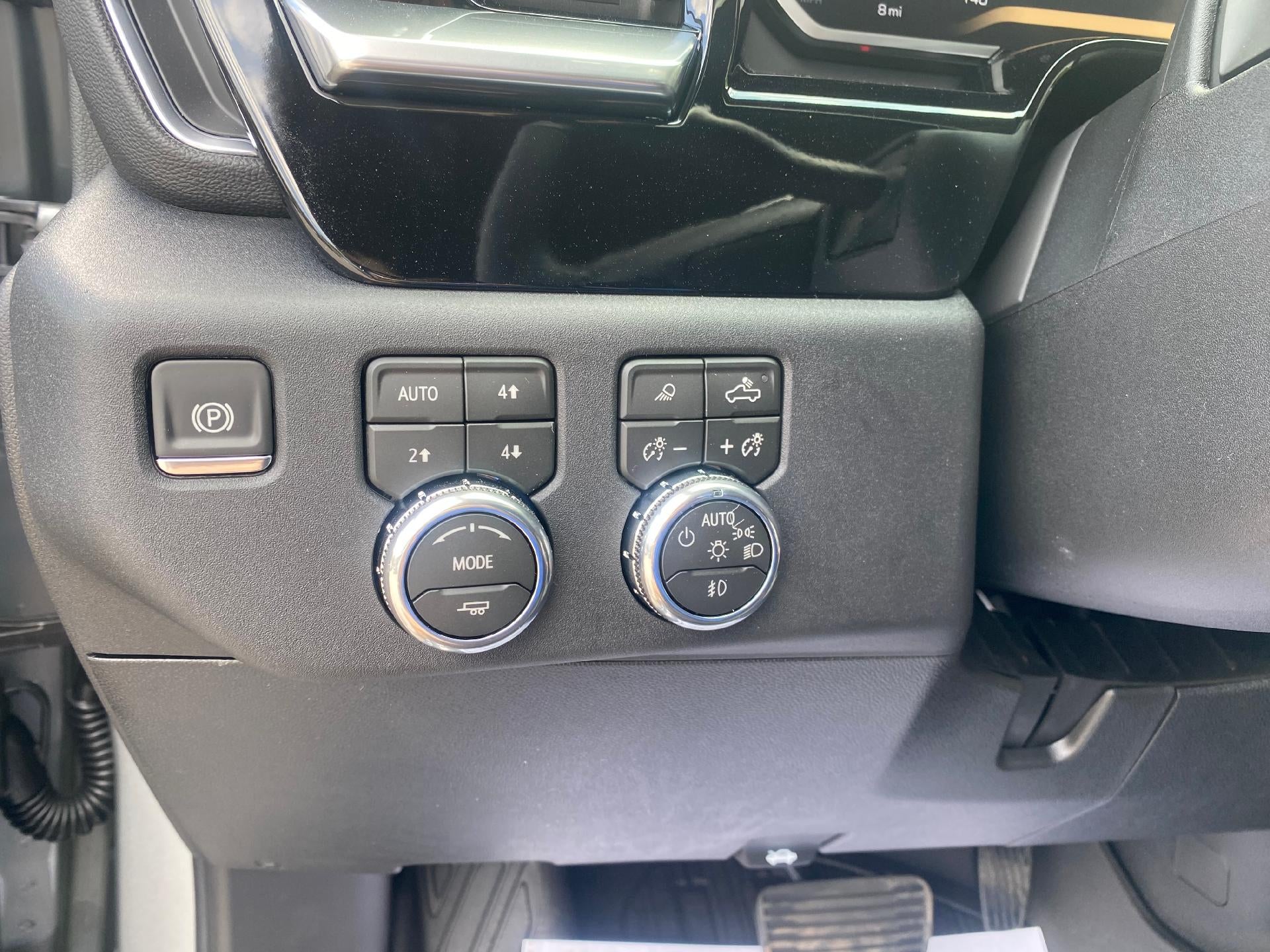 2026 GMC Sierra 3500 HD SLE
