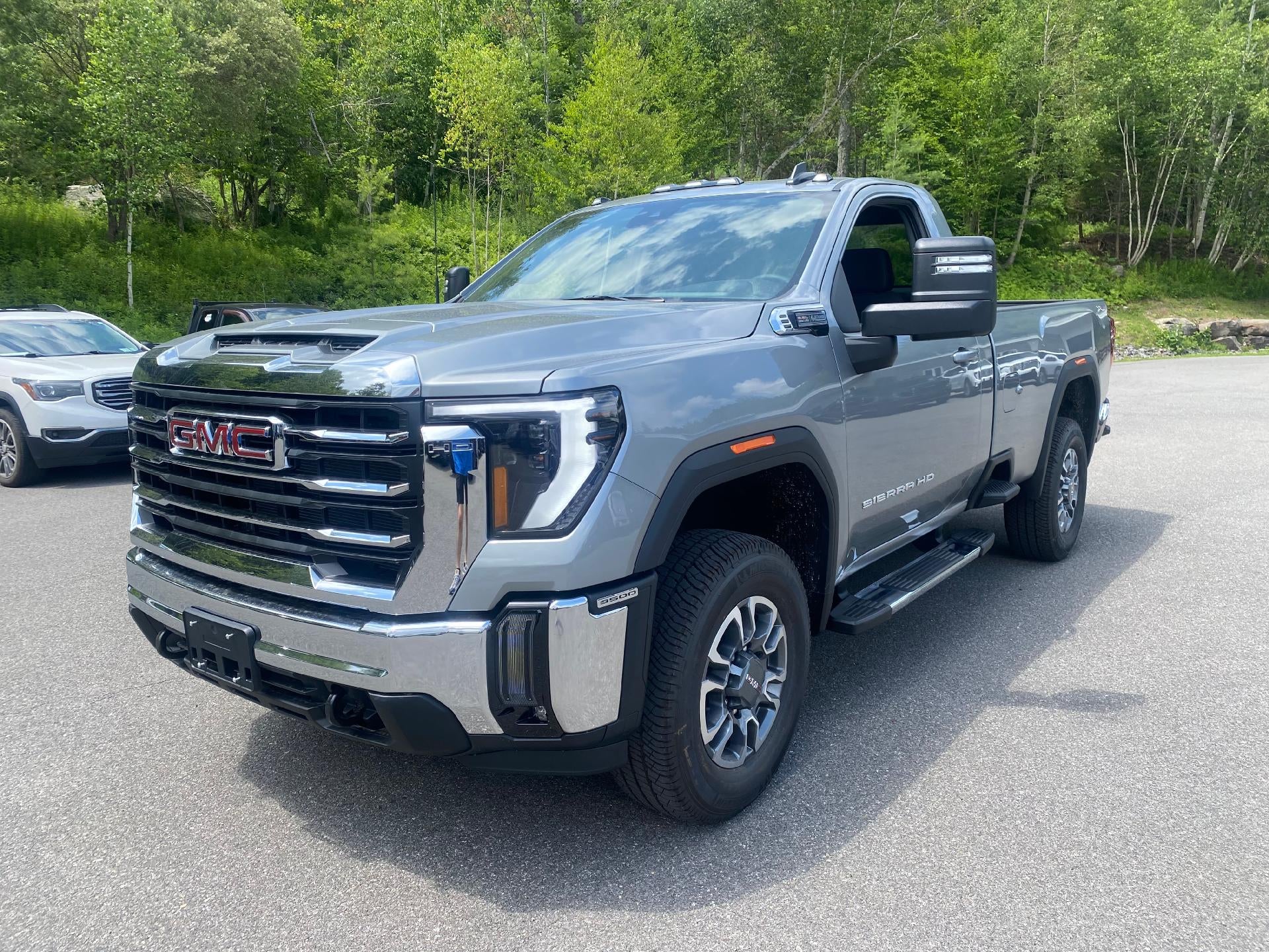 2026 GMC Sierra 3500 HD SLE