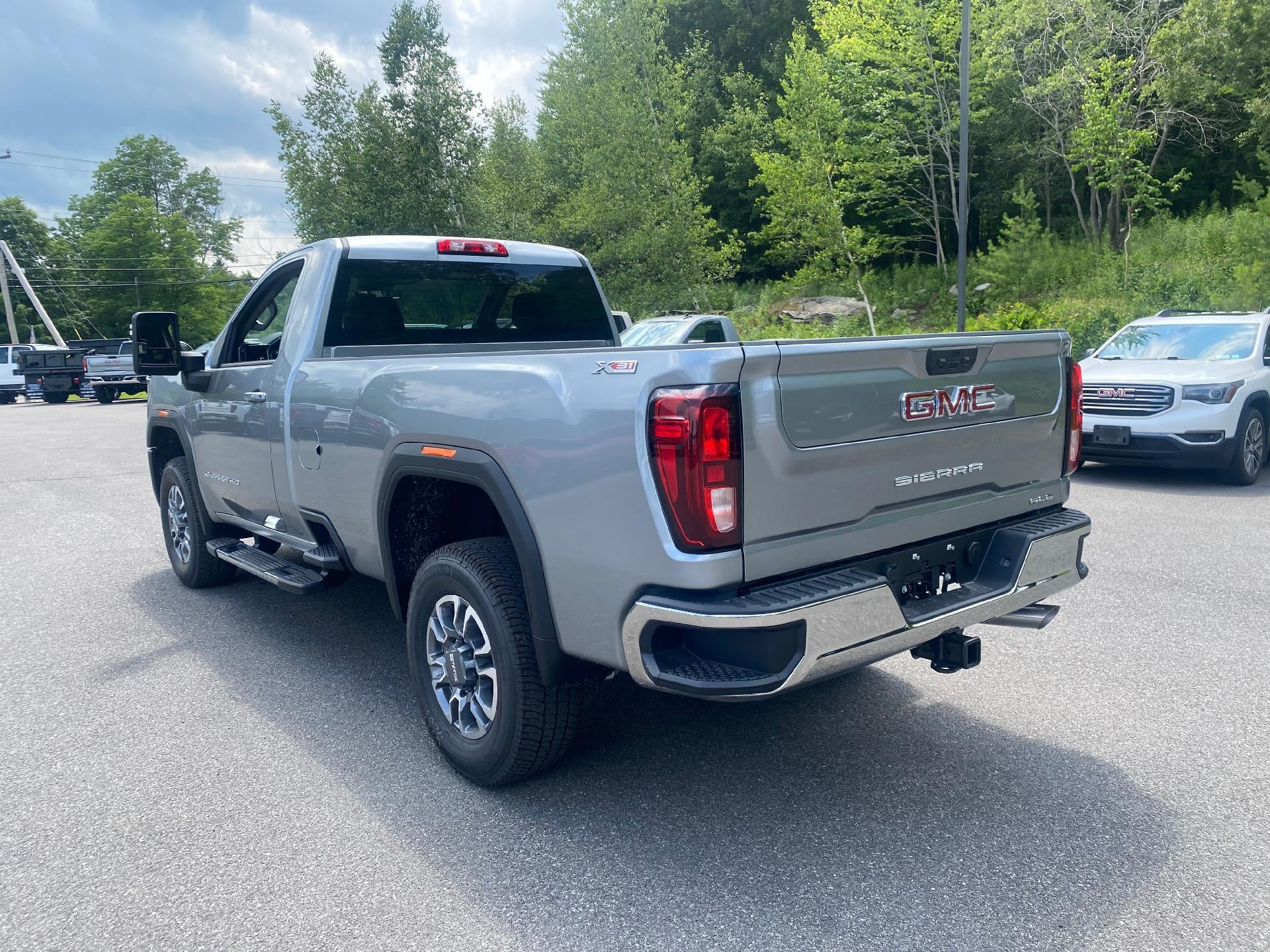 2026 GMC Sierra 3500 HD SLE