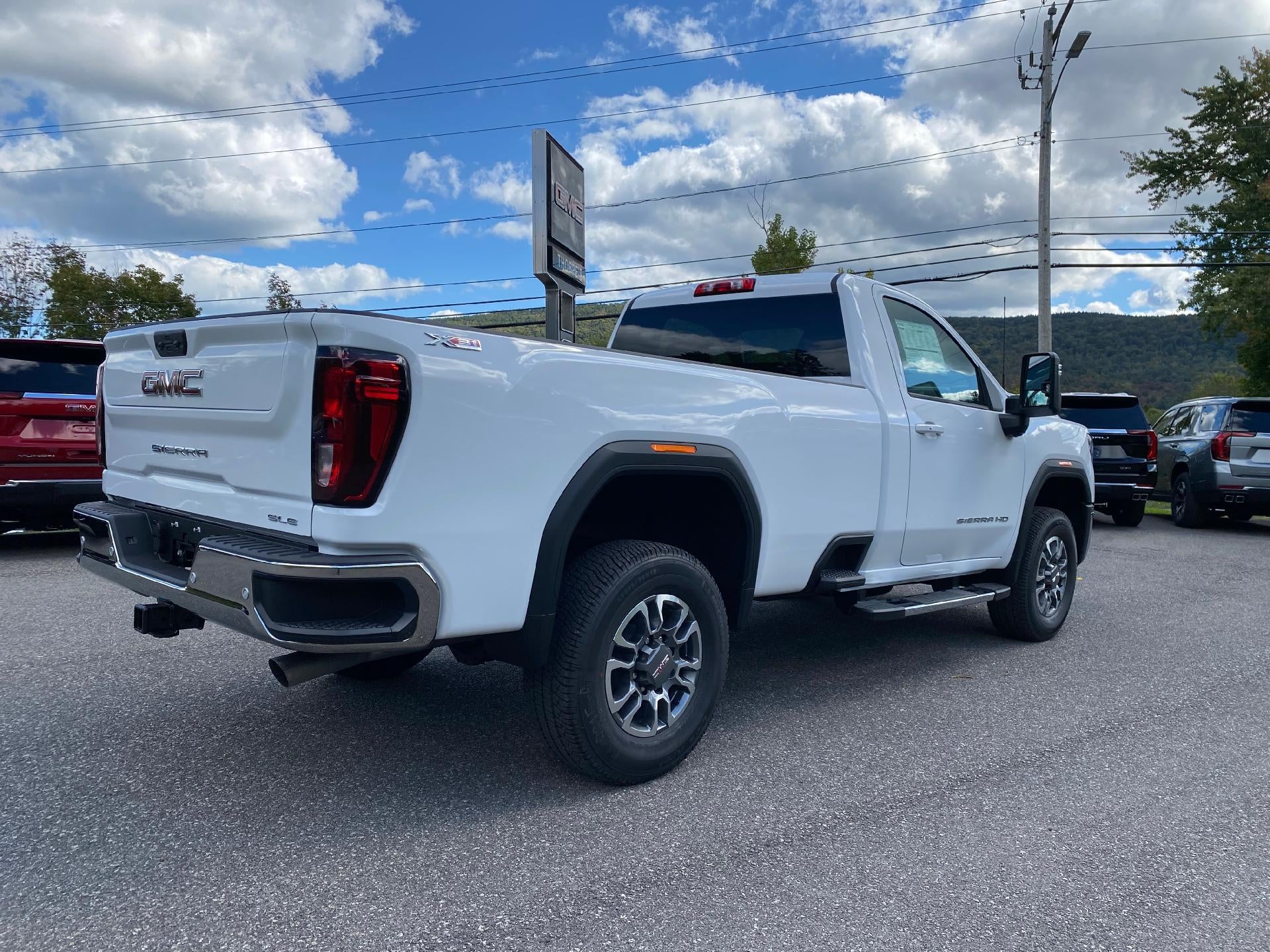 2026 GMC Sierra 3500 HD SLE