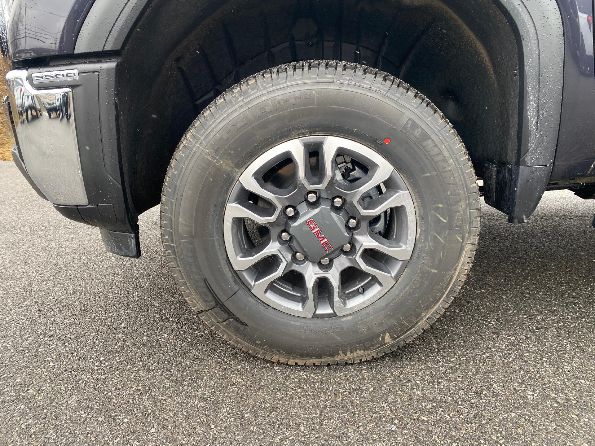 2026 GMC Sierra 3500 HD SLE