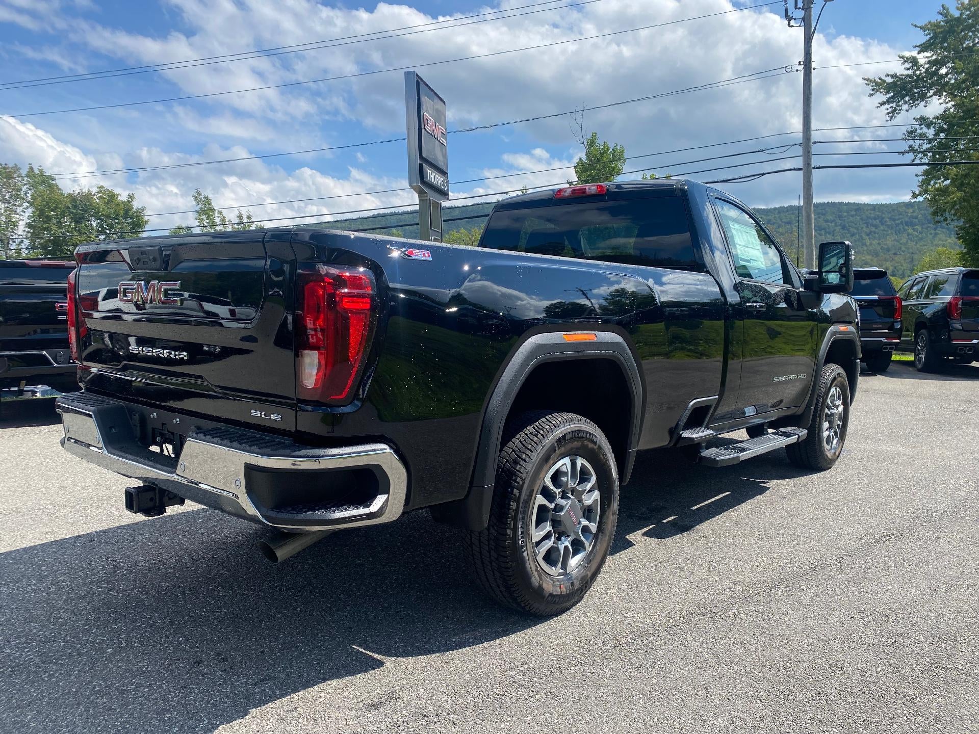 2026 GMC Sierra 3500 HD SLE
