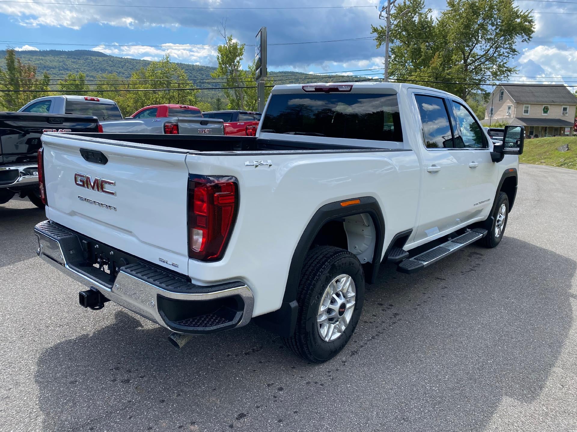 2025 GMC Sierra 2500 HD SLE