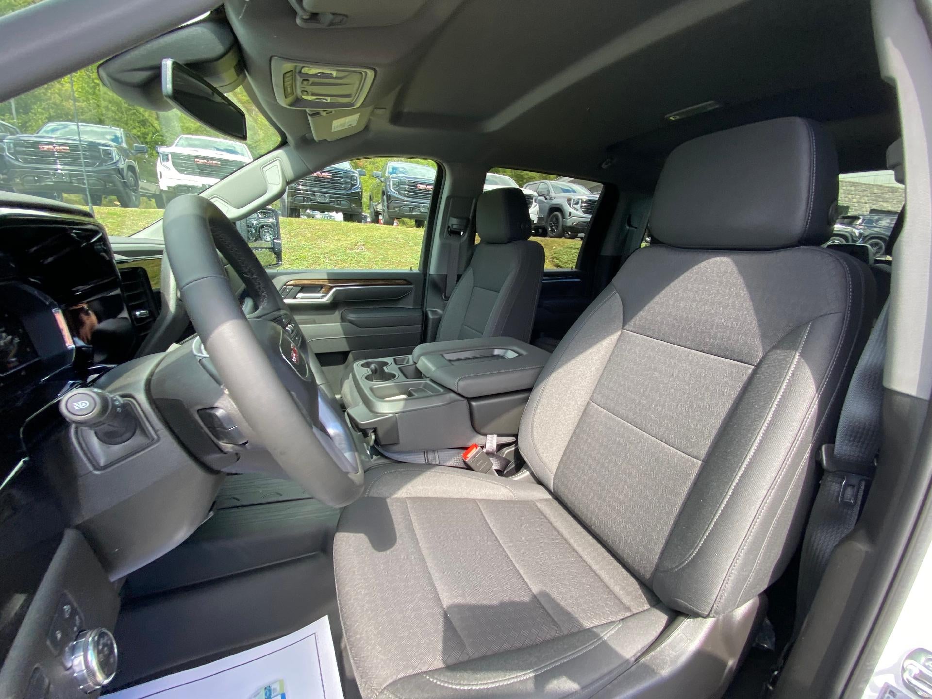 2025 GMC Sierra 2500 HD SLE