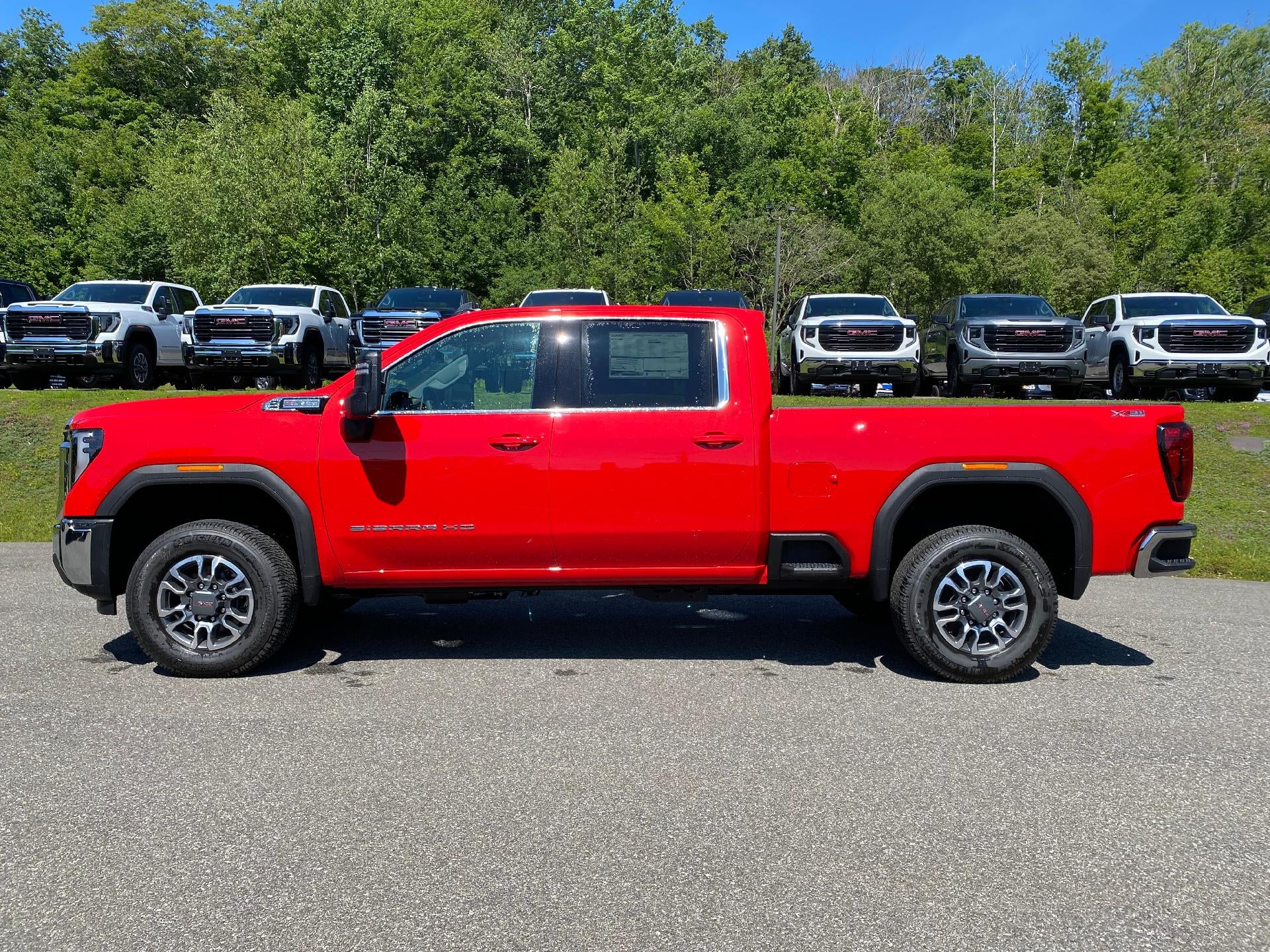 2026 GMC Sierra 2500 HD SLE