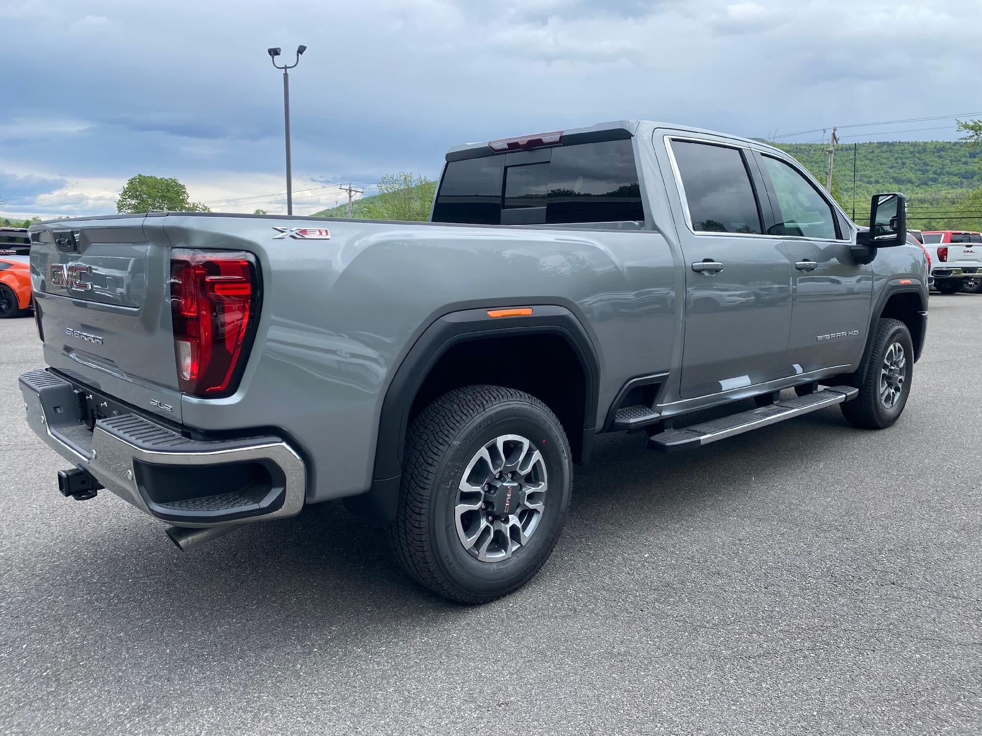2026 GMC Sierra 2500 HD SLE