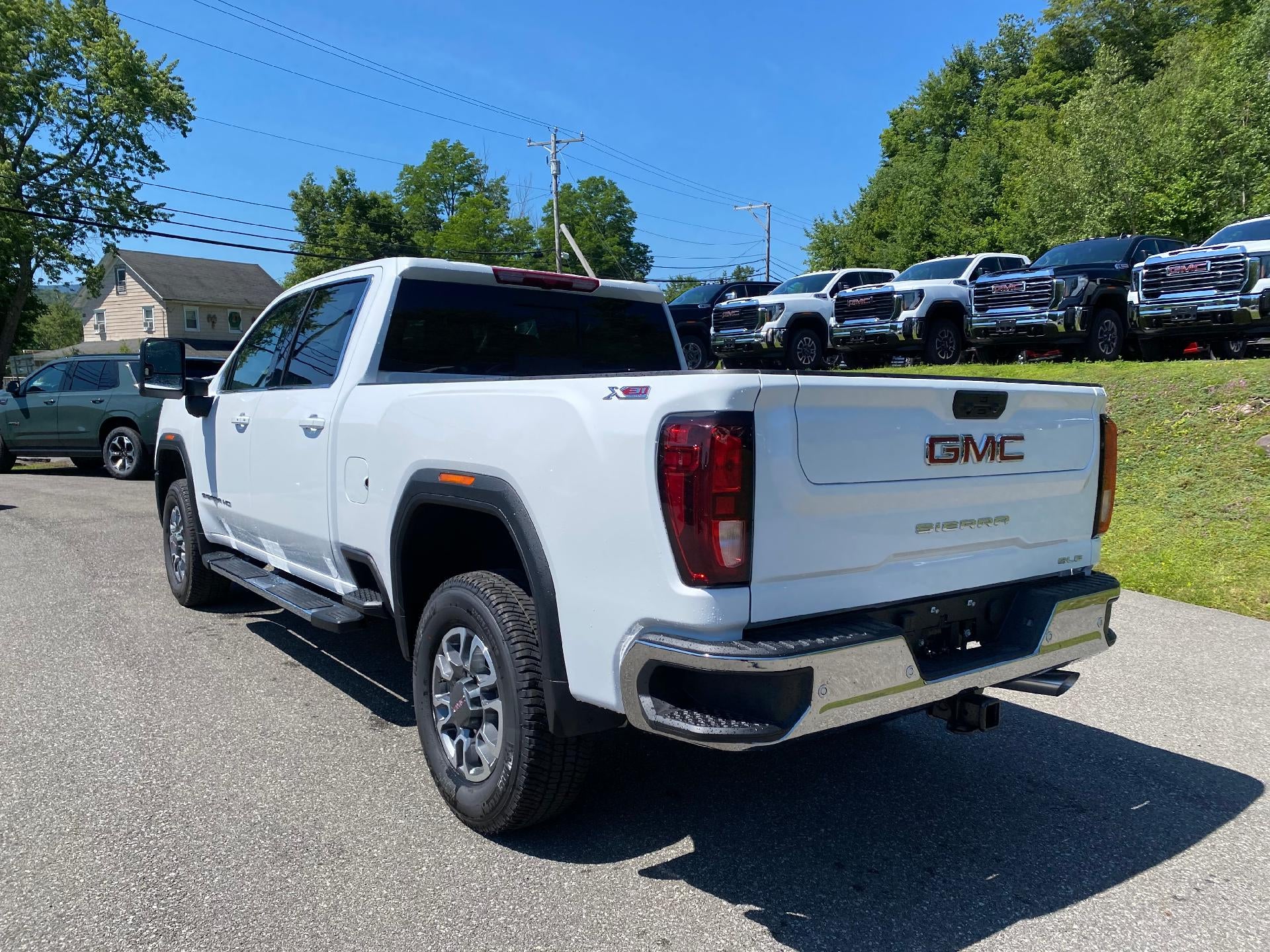 2026 GMC Sierra 2500 HD SLE