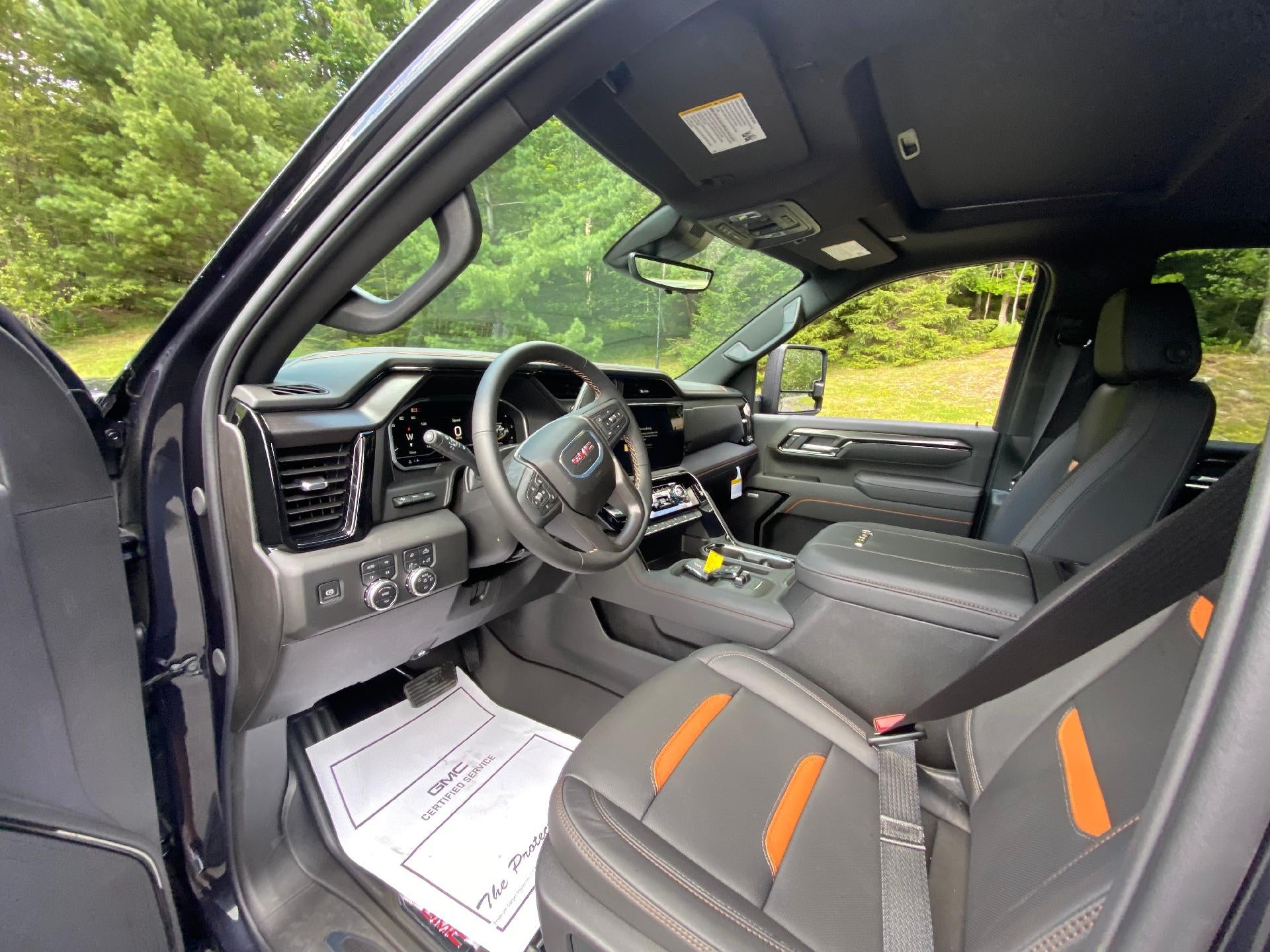 2025 GMC Sierra 2500 HD AT4