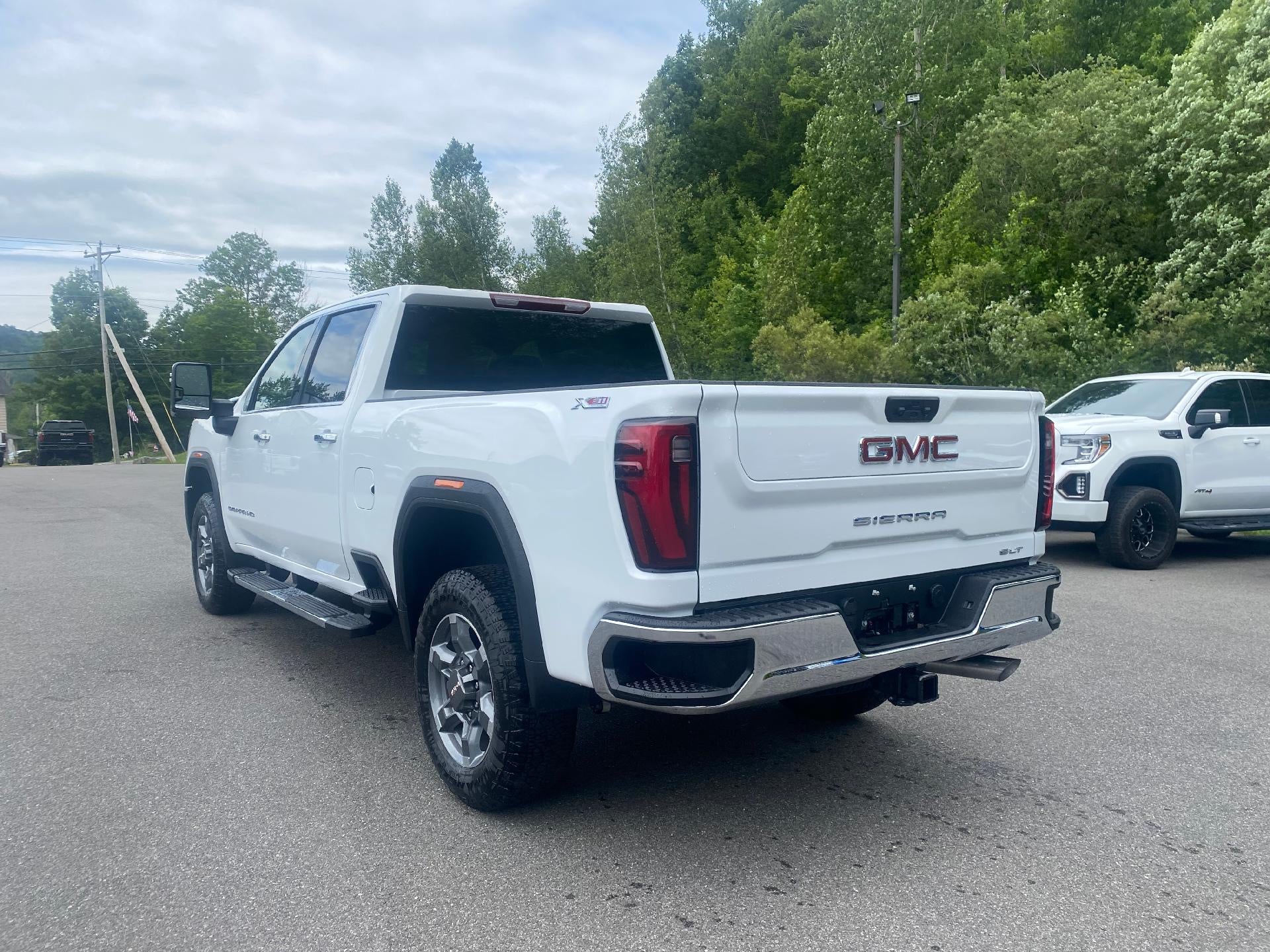 2025 GMC Sierra 3500 HD SLT