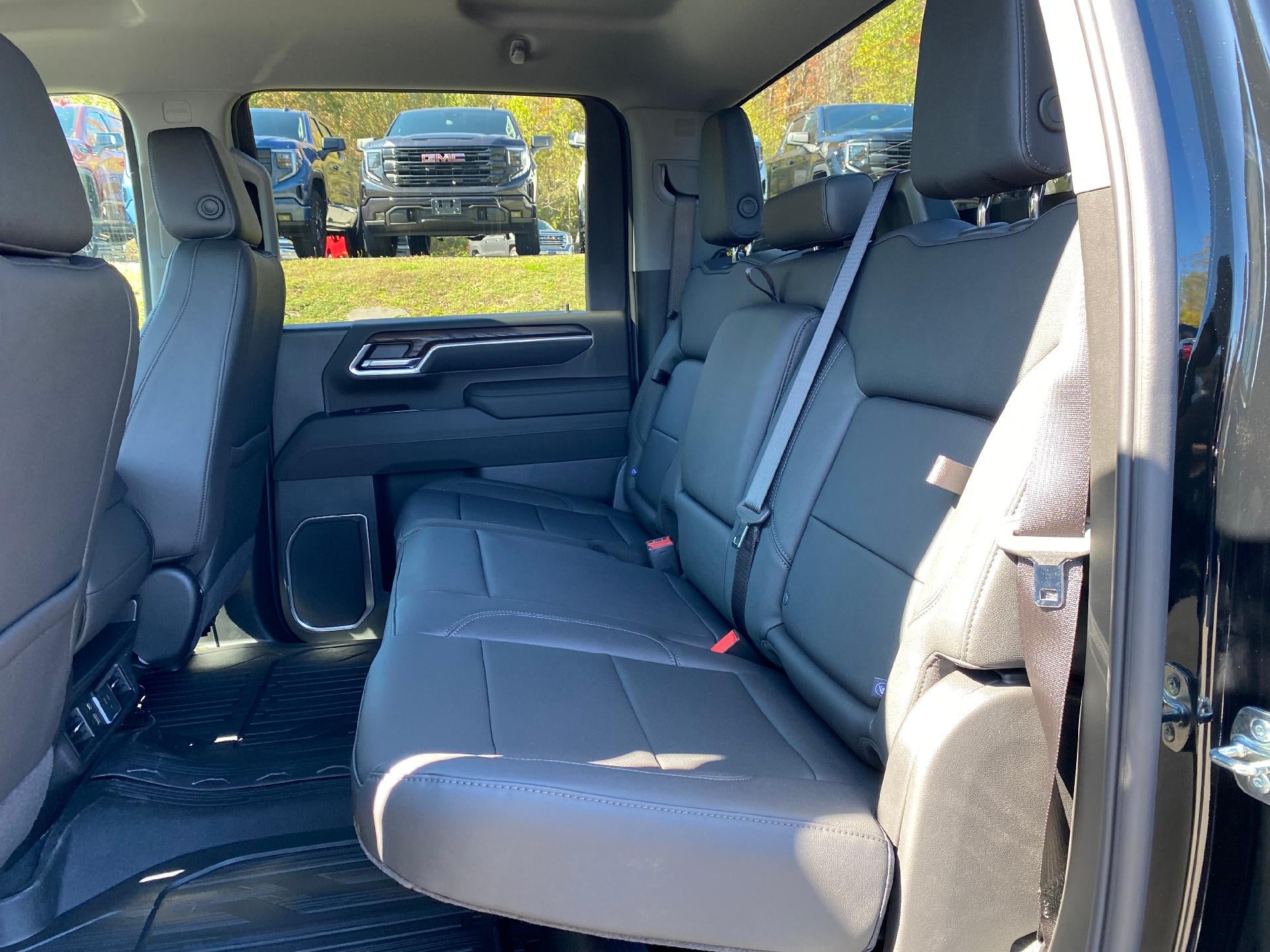 2026 GMC Sierra 3500 HD SLT