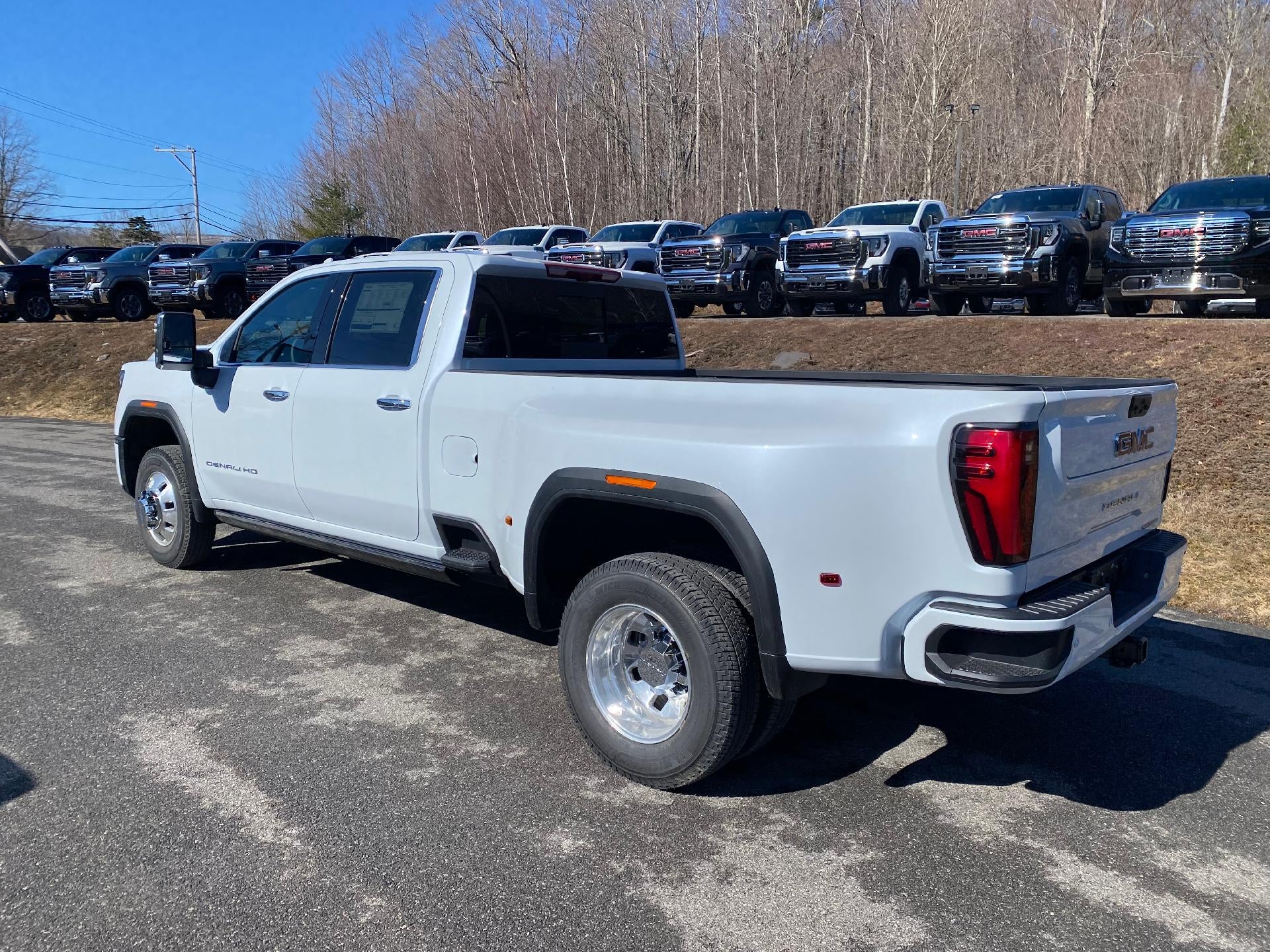 2026 GMC Sierra 3500 HD Denali DRW