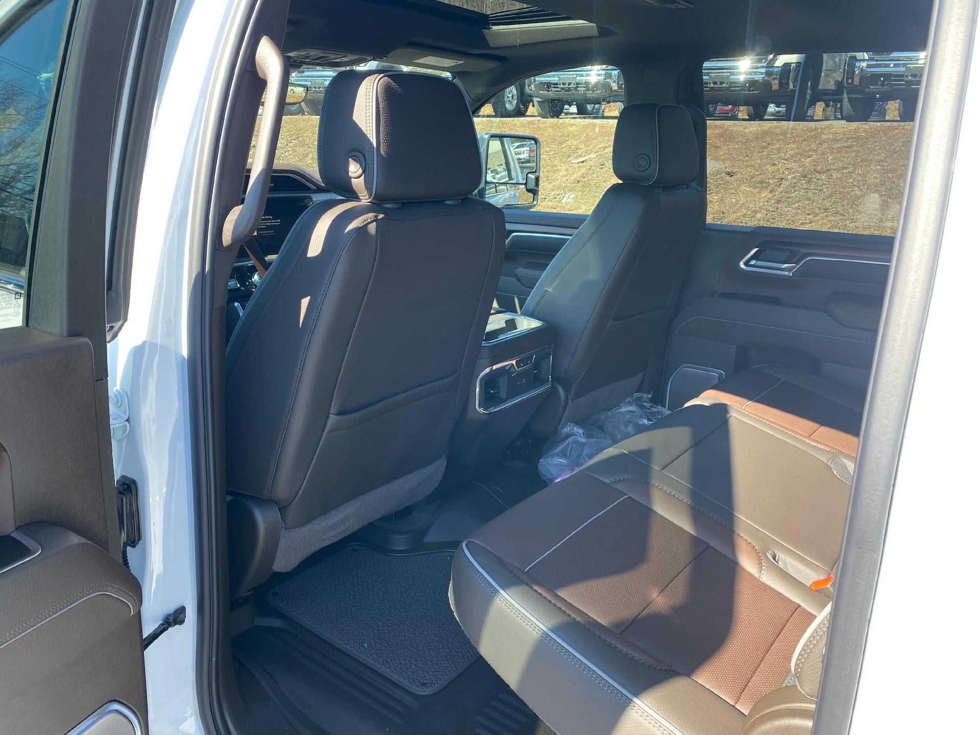 2026 GMC Sierra 3500 HD Denali DRW