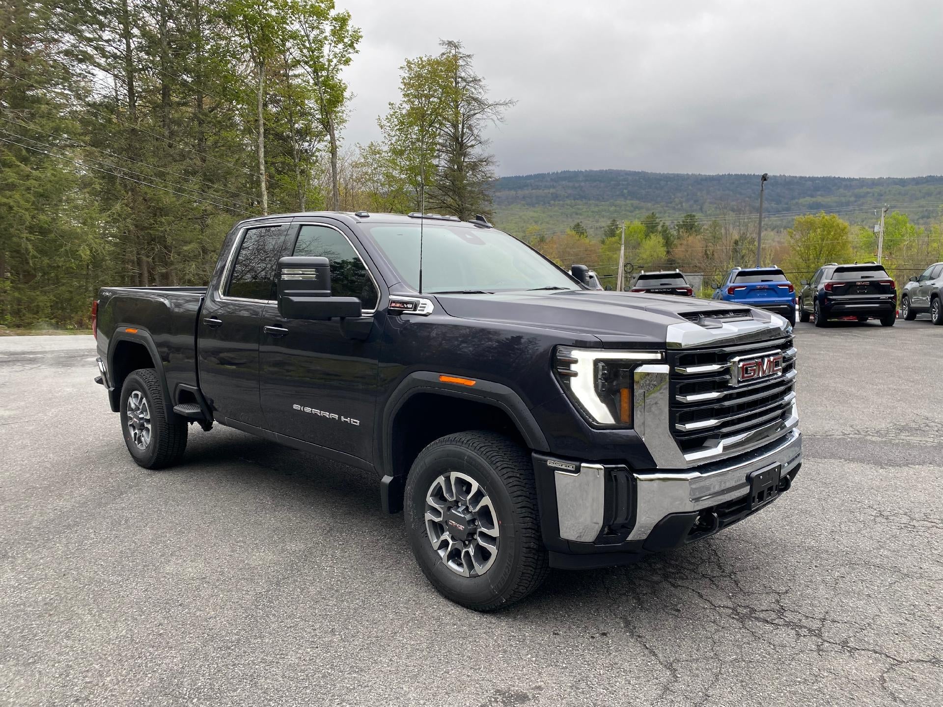 2026 GMC Sierra 2500 HD SLE