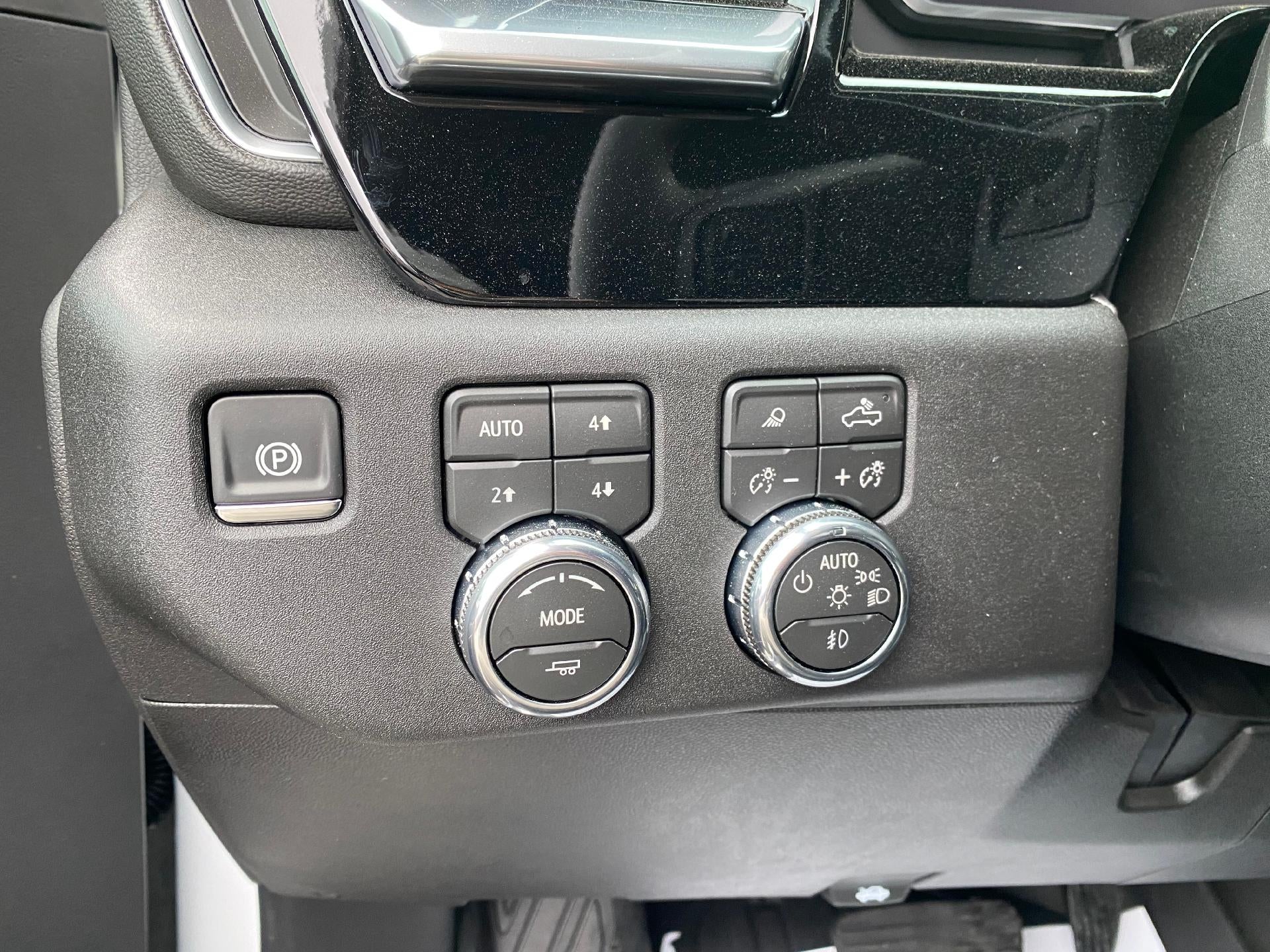 2026 GMC Sierra 3500 HD SLE