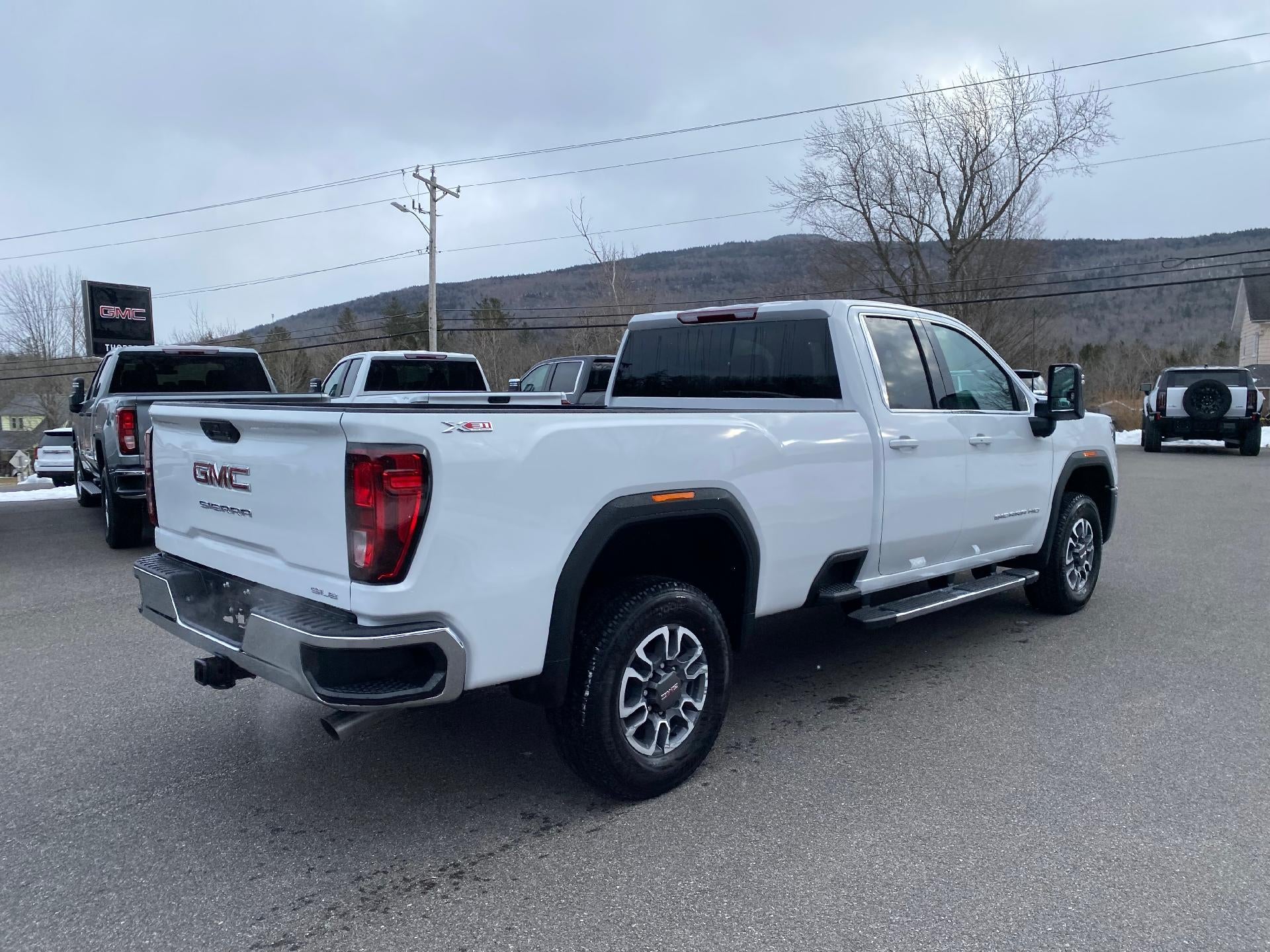 2026 GMC Sierra 3500 HD SLE