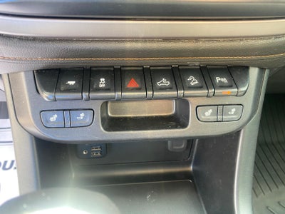 2022 GMC Canyon AT4 - Leather