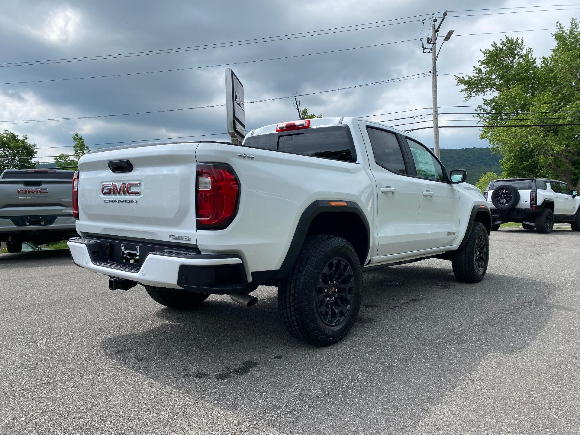 2026 GMC Canyon Elevation