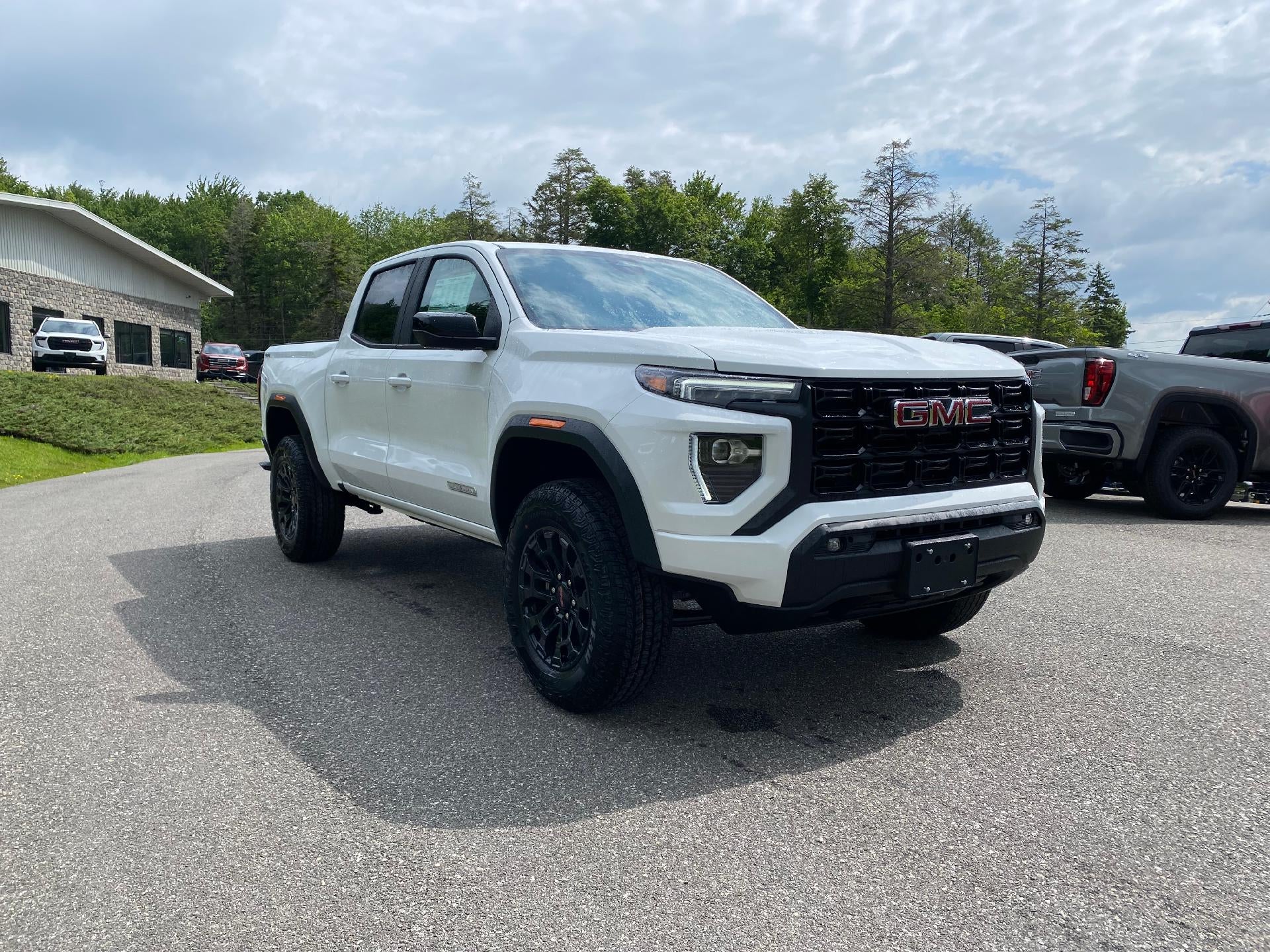 2026 GMC Canyon Elevation