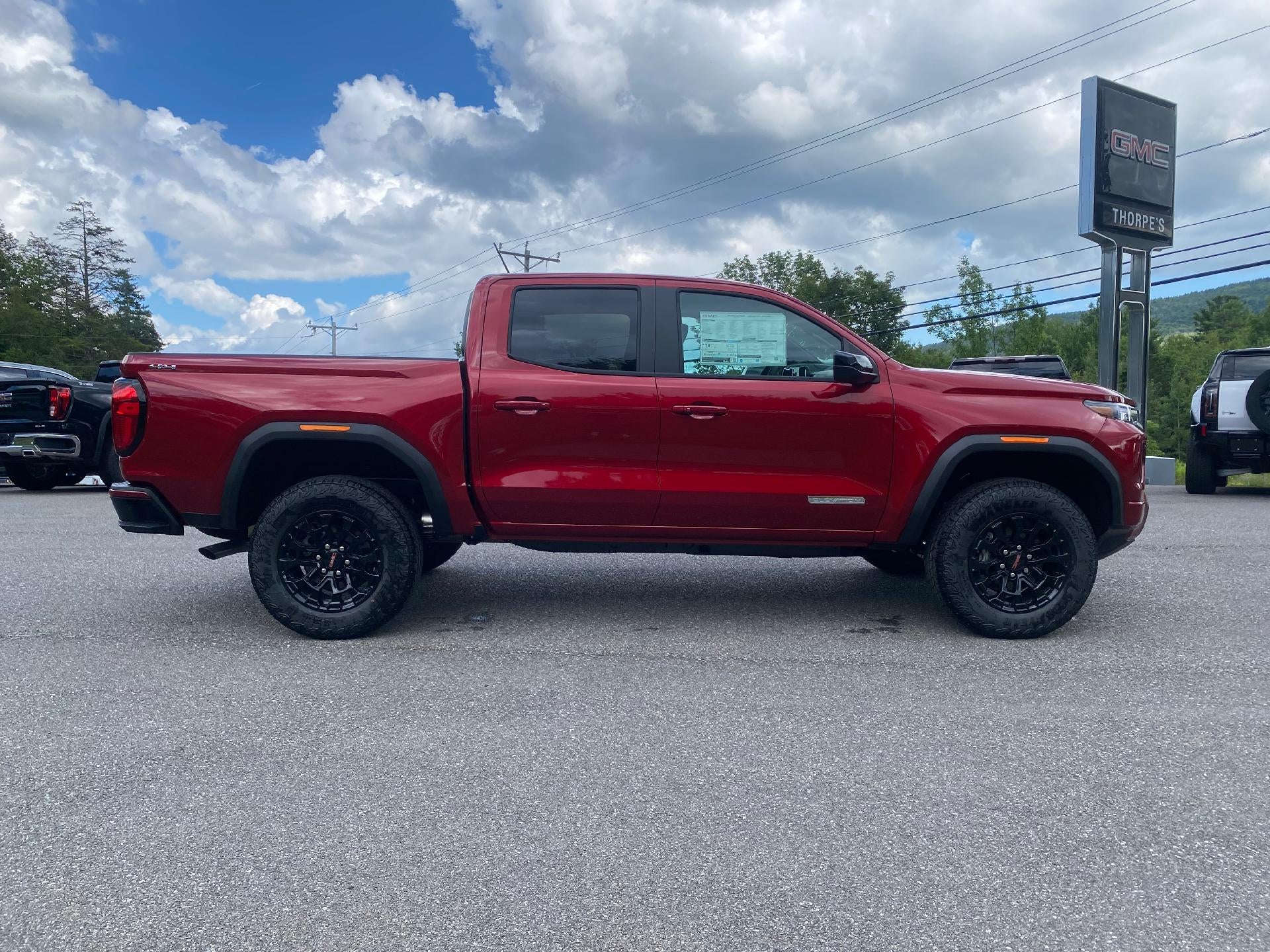 2026 GMC Canyon Elevation