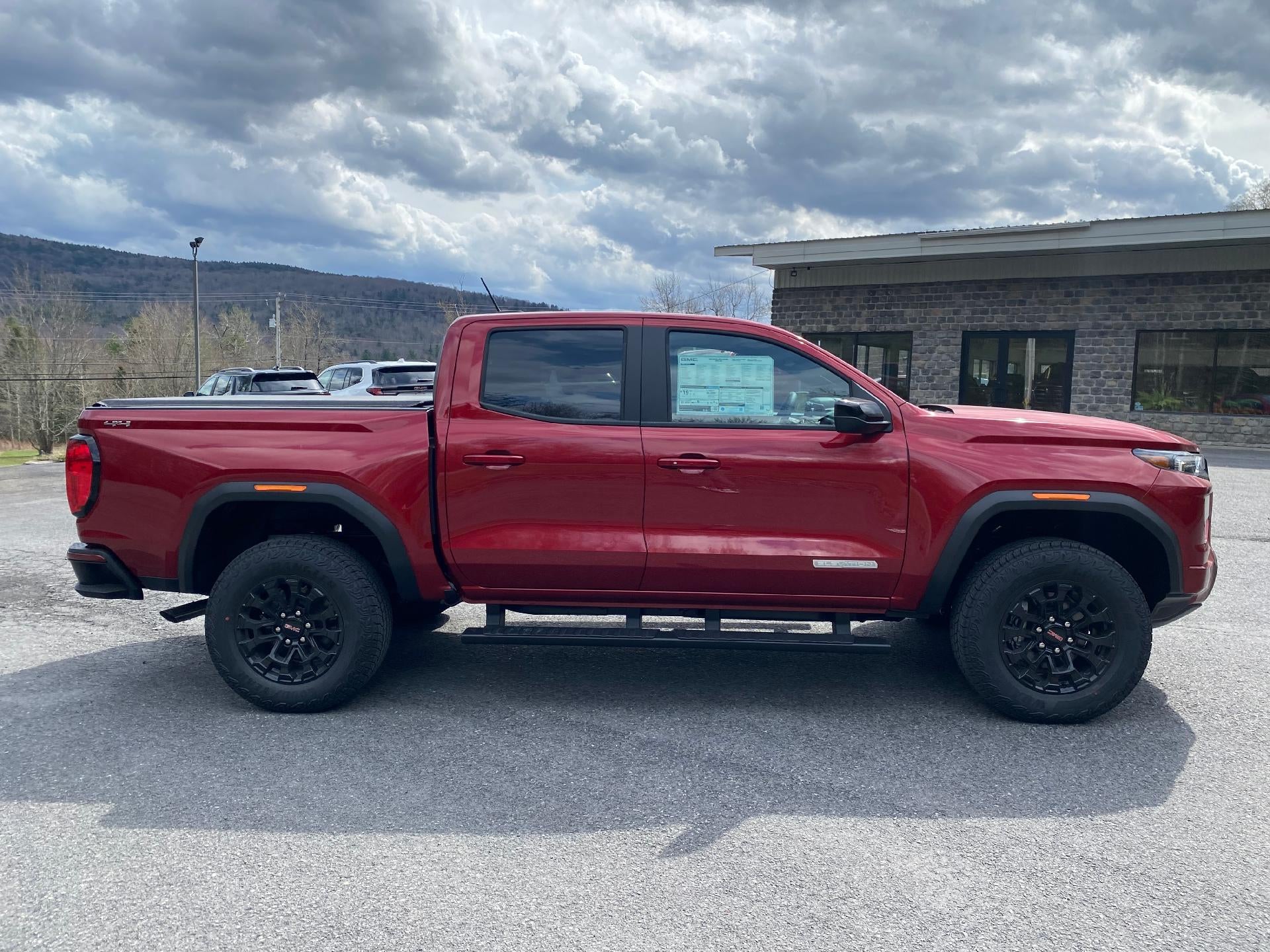 2026 GMC Canyon Elevation