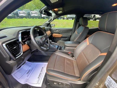 2024 GMC Canyon AT4