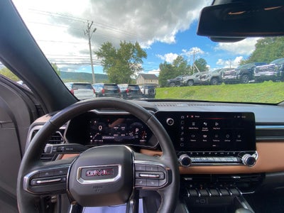 2024 GMC Canyon AT4