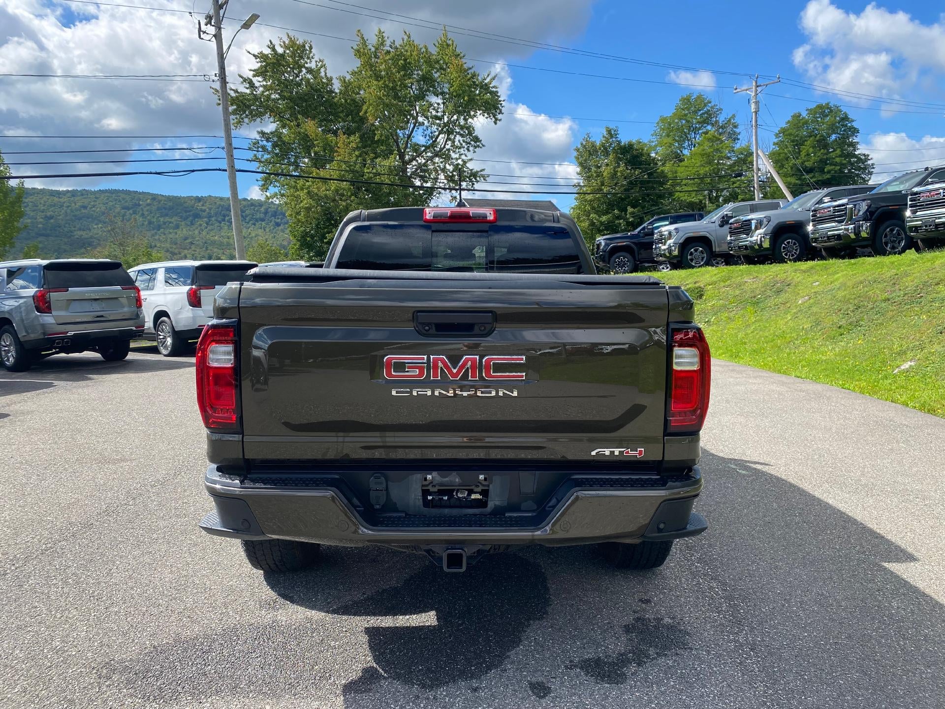 2024 GMC Canyon AT4